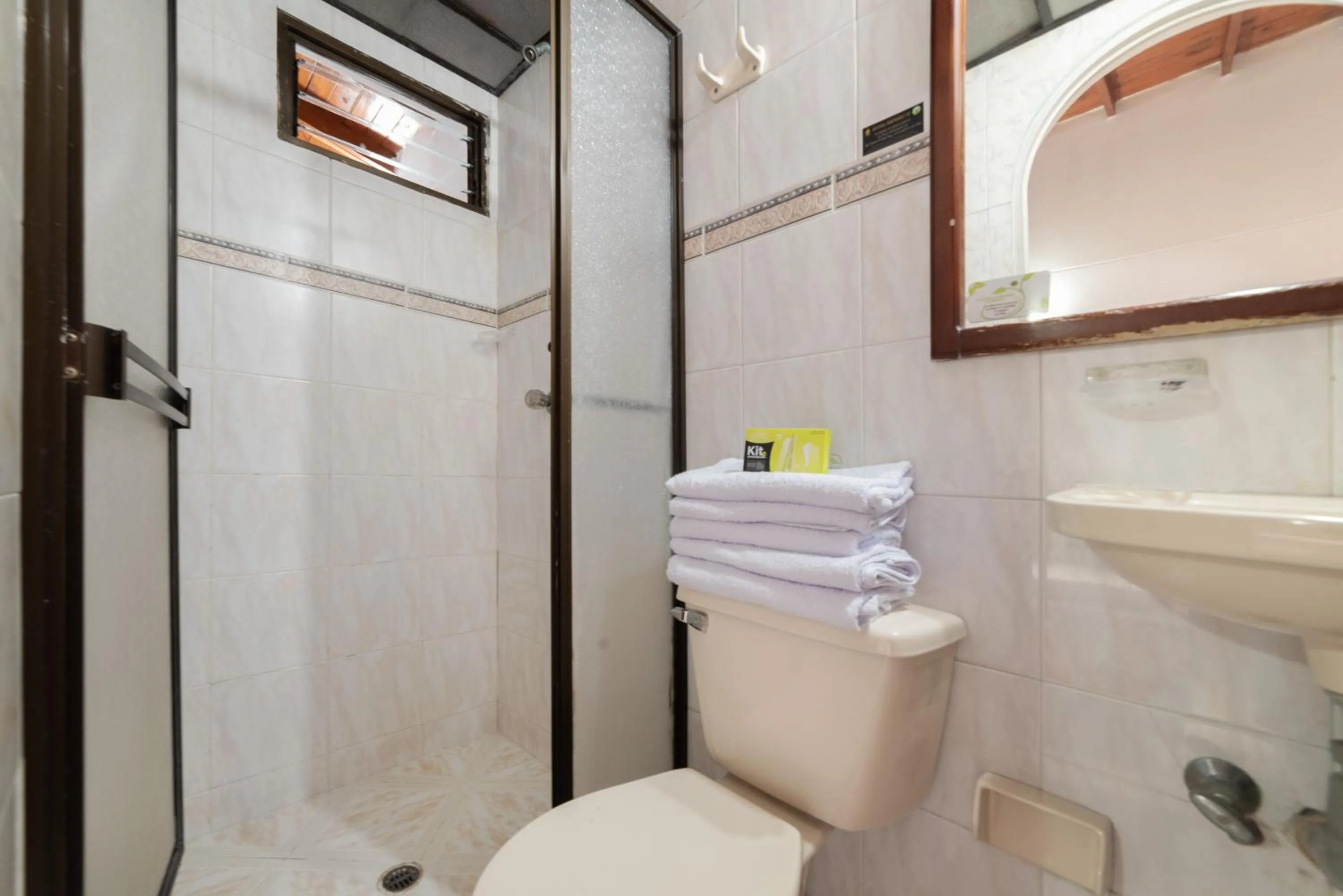 Twin Room - single occupancy in Ayenda 1234 Imperio 70