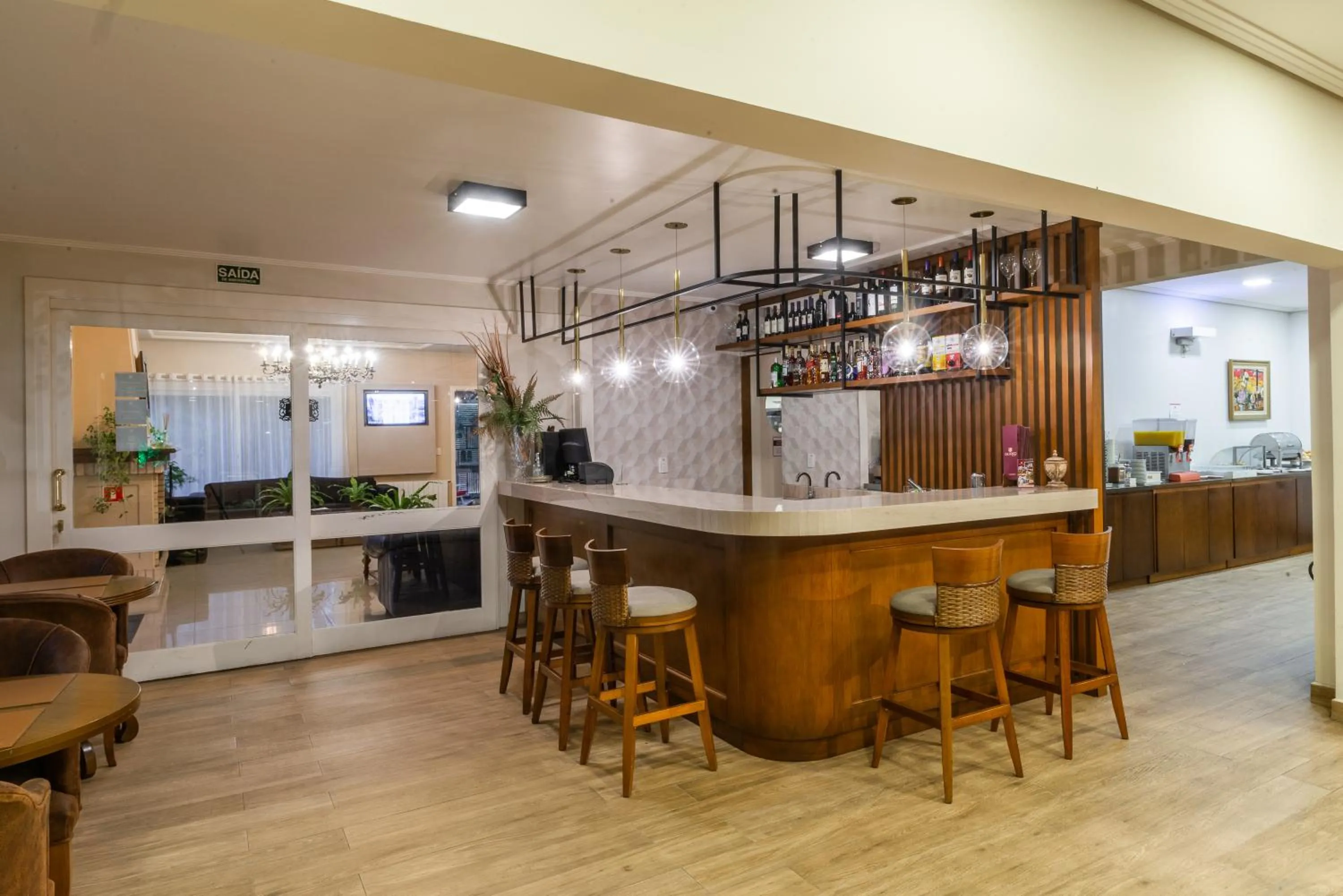 Restaurant/places to eat in Hotel Monte Felice Bosque