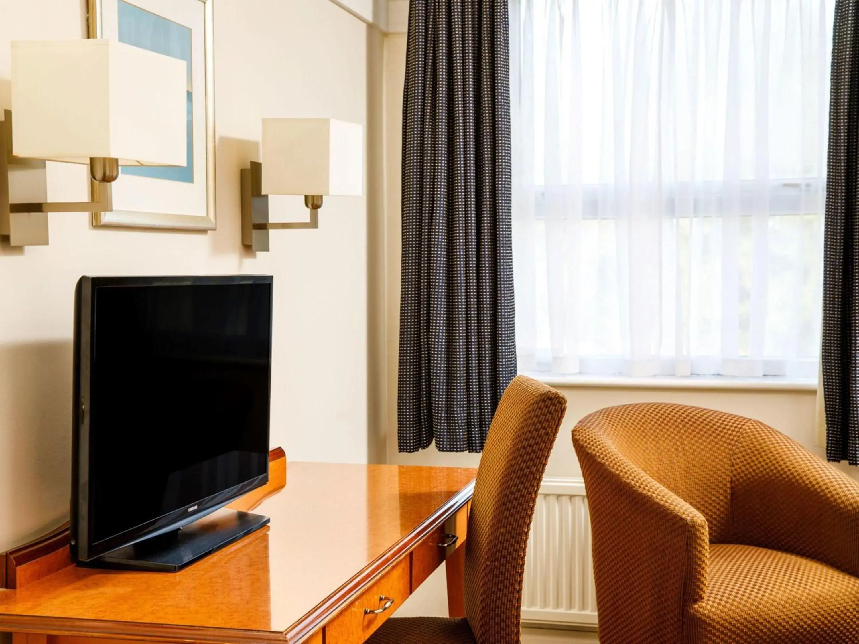 Classic Twin Room in Mercure Bolton Georgian House Hotel Classic Twin Room in Mercure Bolton Georgian House Hotel