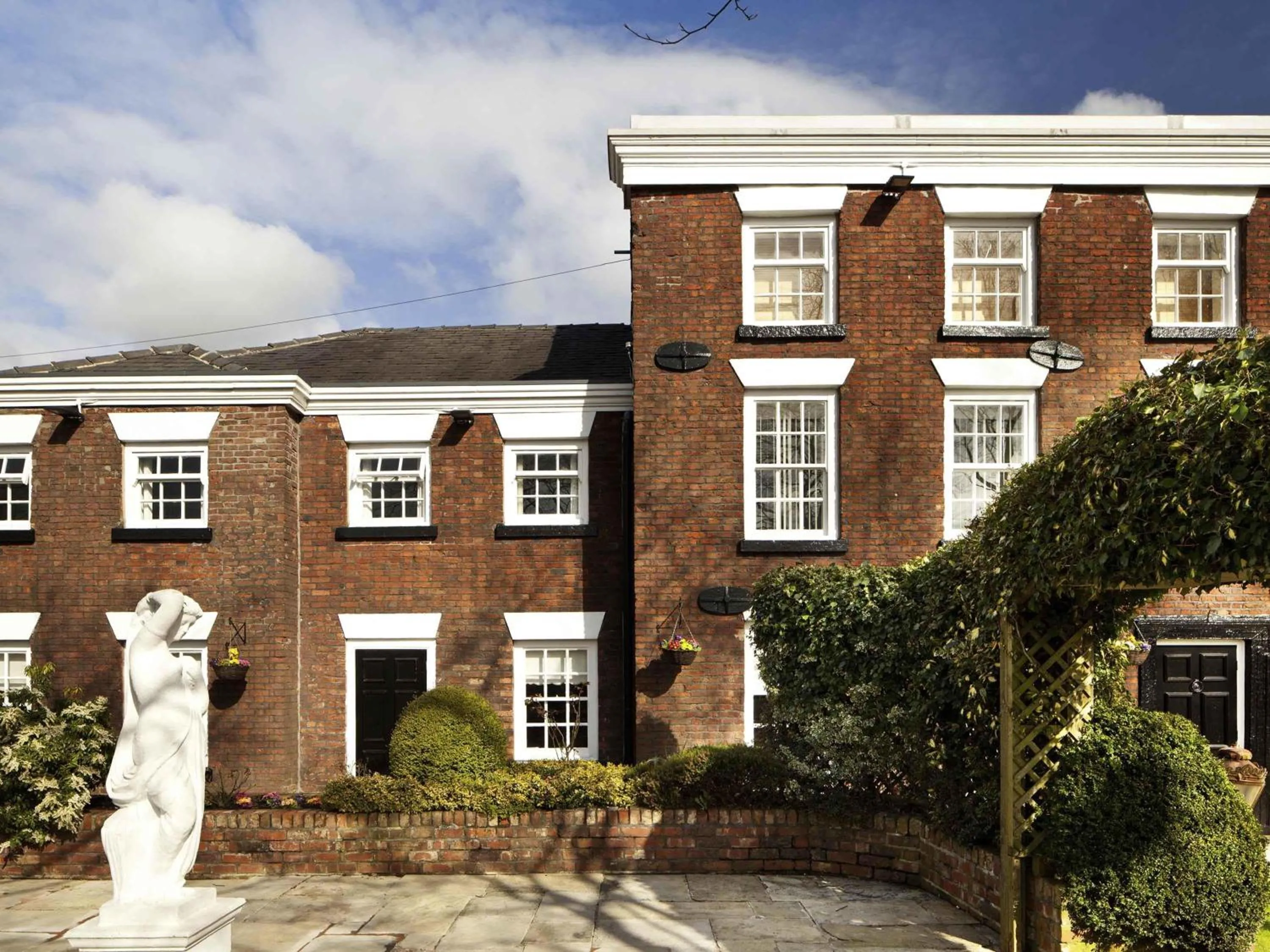 Property building in Mercure Bolton Georgian House Hotel