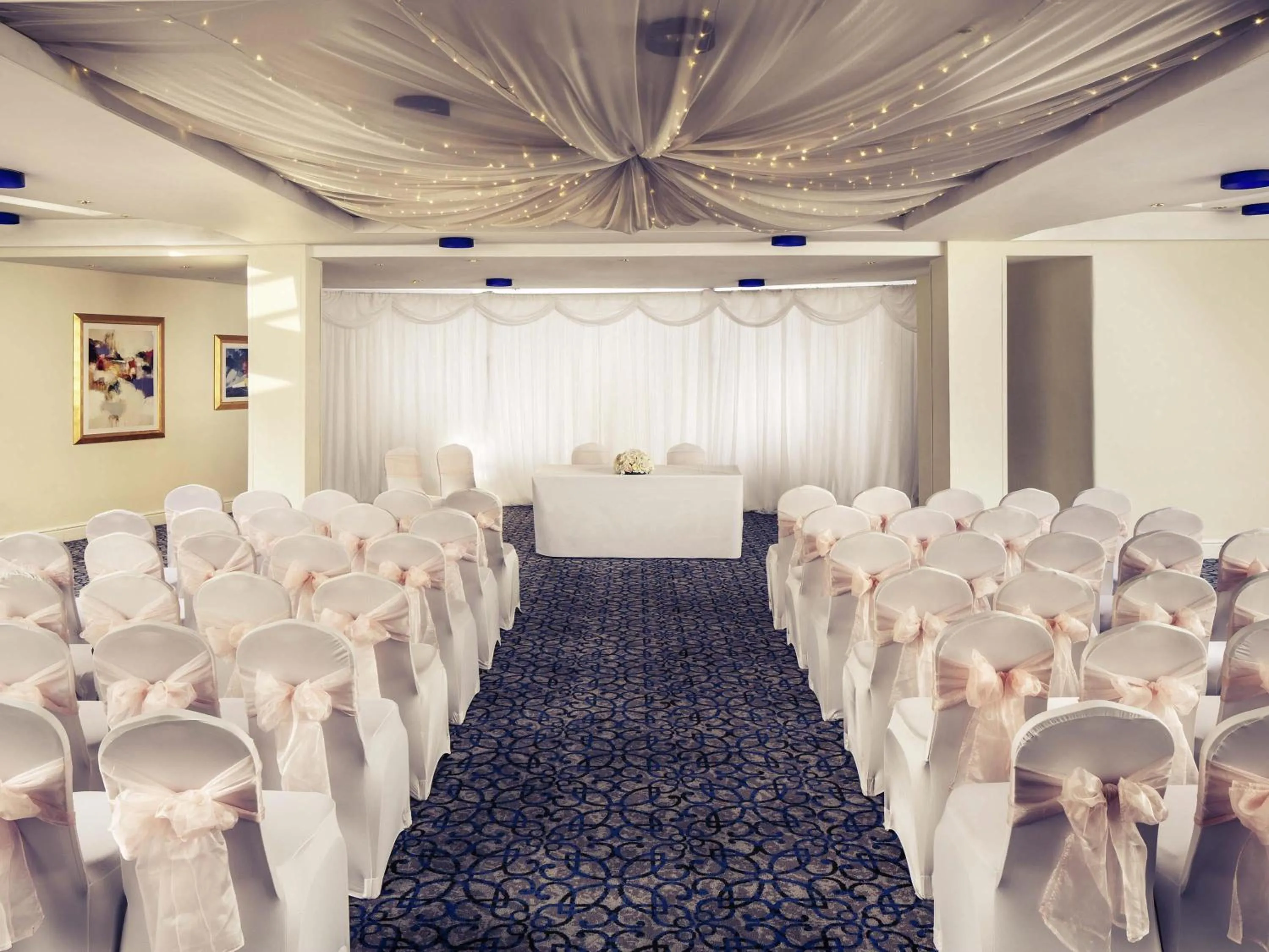 wedding in Mercure Bolton Georgian House Hotel