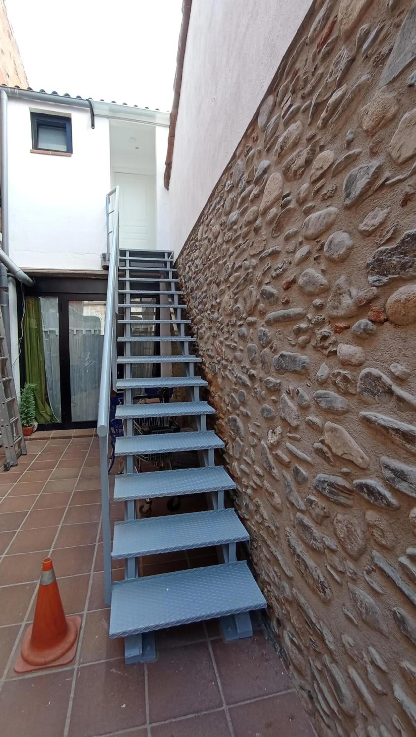Property building in Apartament a Sant Celoni, Montseny, Barcelona