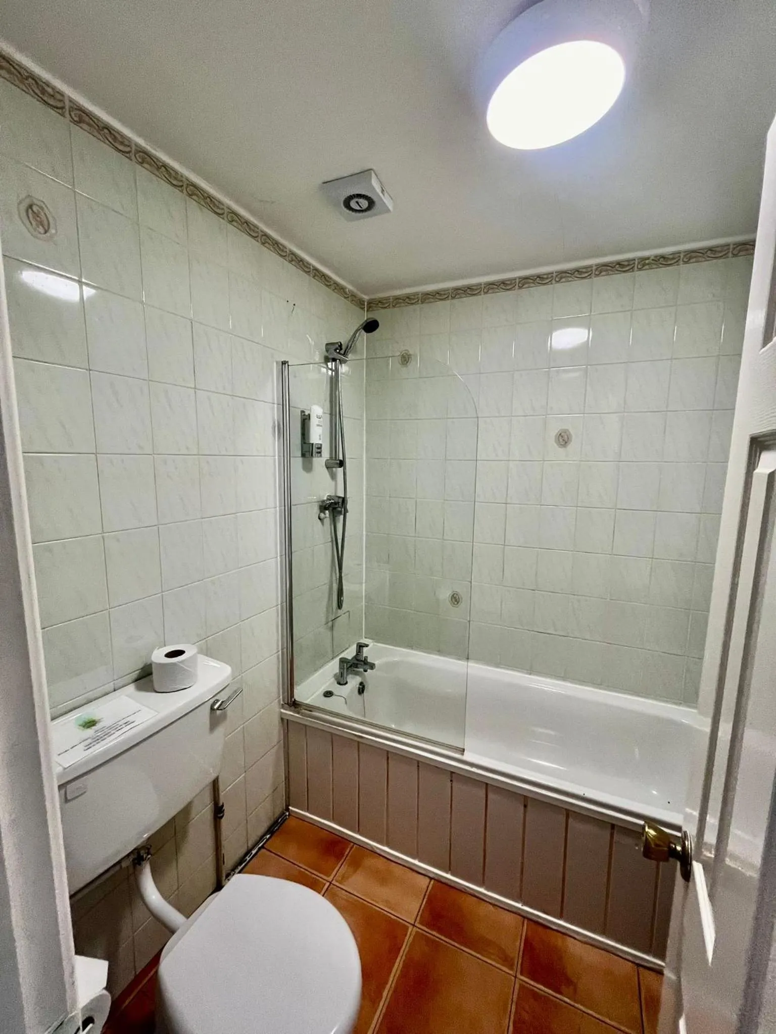 Bathroom in Whites Hotel