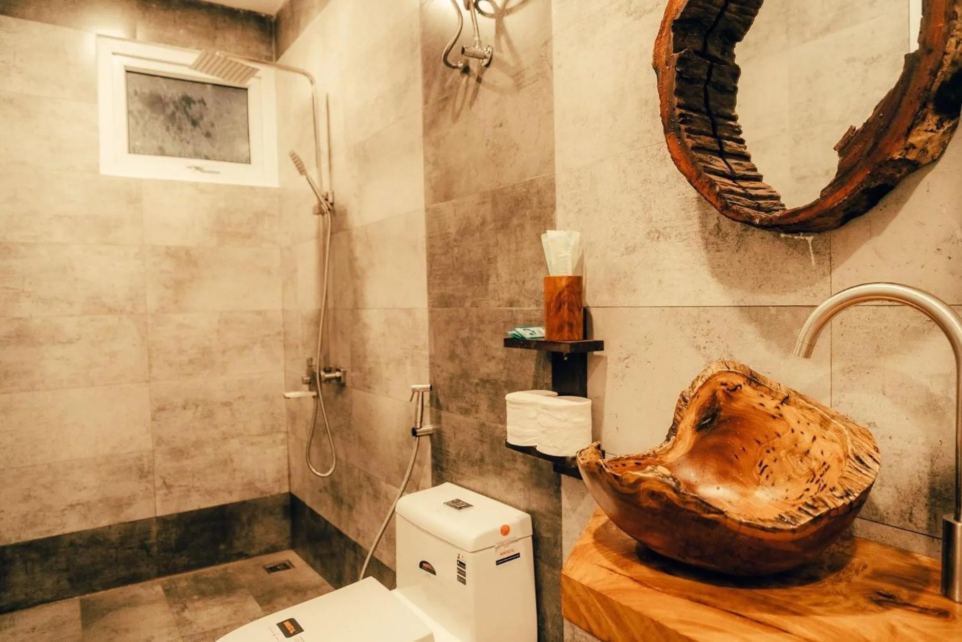 Bathroom in Pi House - Nhà ở Đà Lạt 2