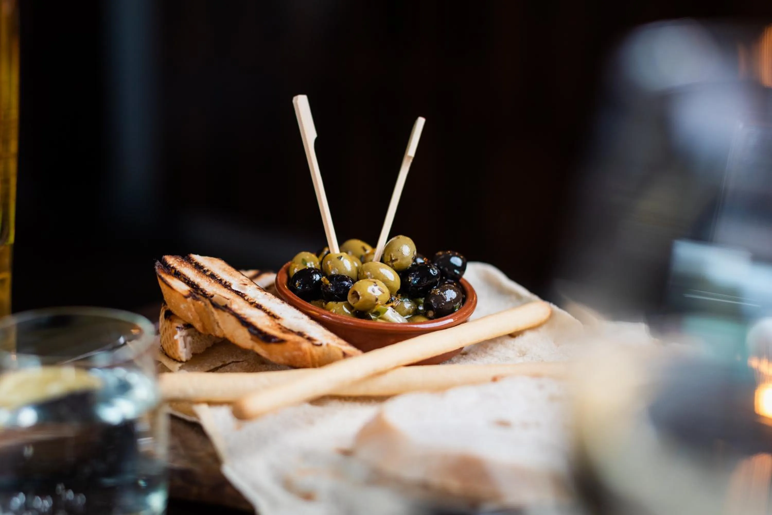 Restaurant/places to eat in Holiday Inn Newcastle-Jesmond by IHG