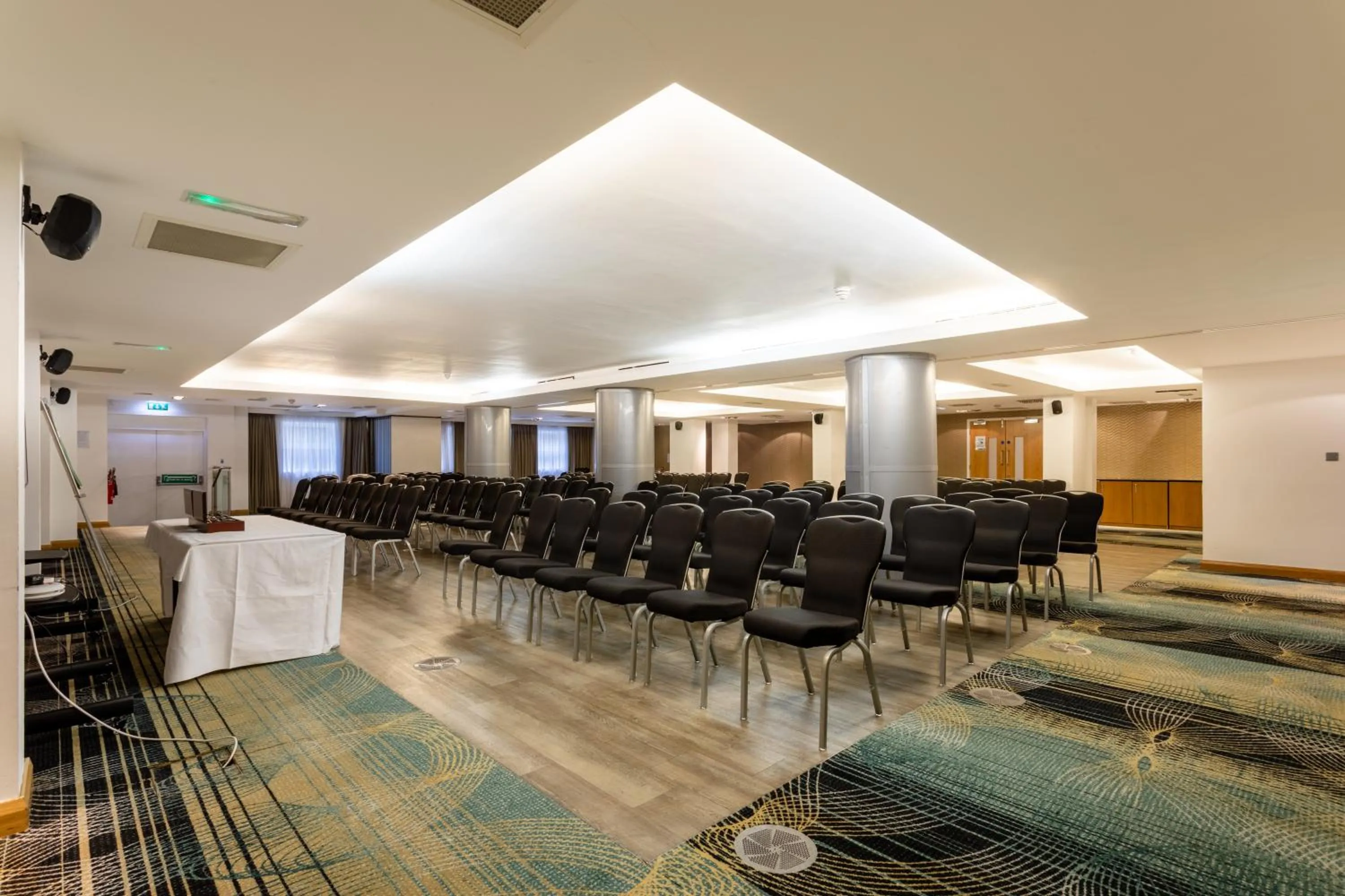 Meeting/conference room in Holiday Inn Newcastle-Jesmond by IHG