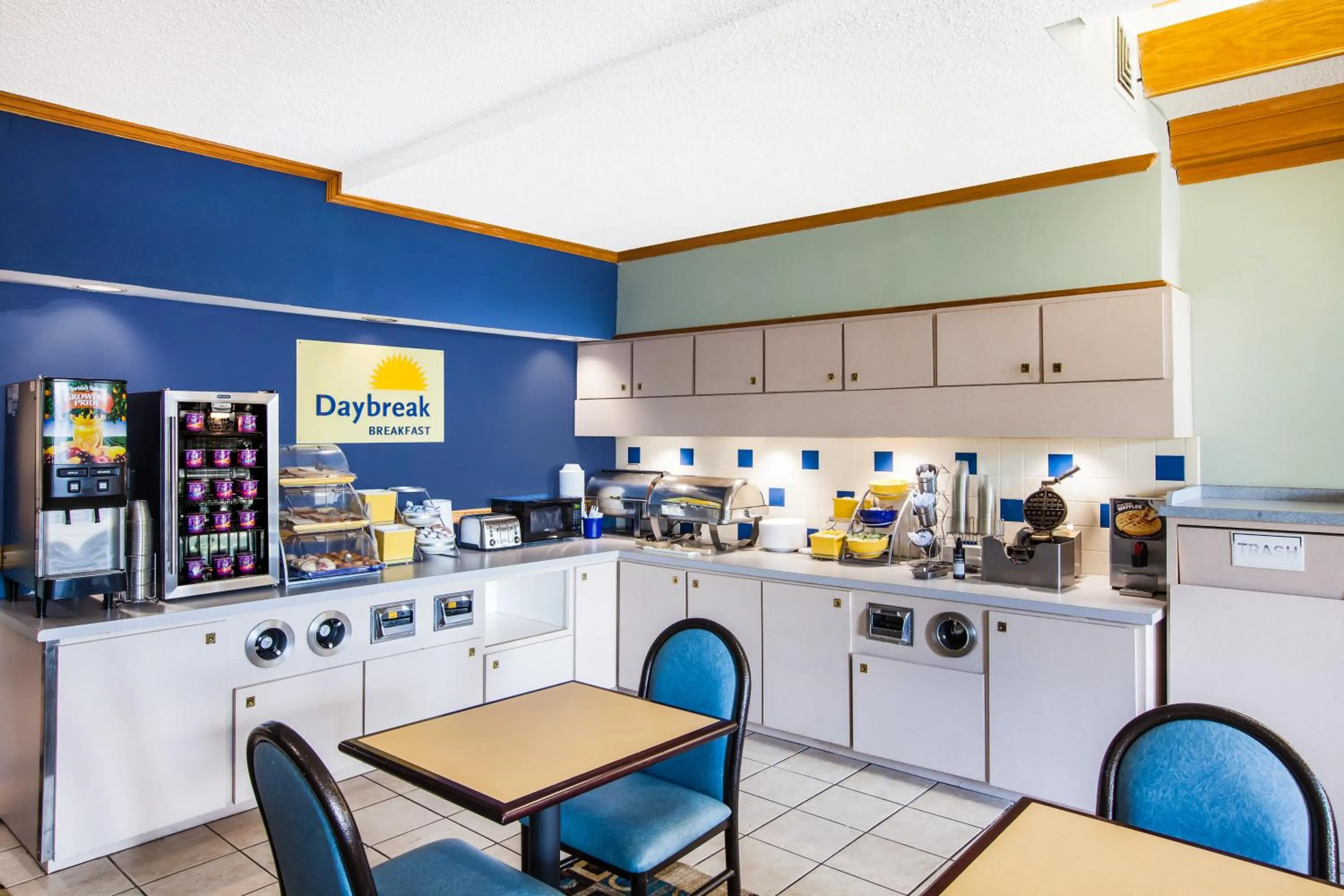 Buffet breakfast in Days Inn & Suites by Wyndham Corpus Christi Central