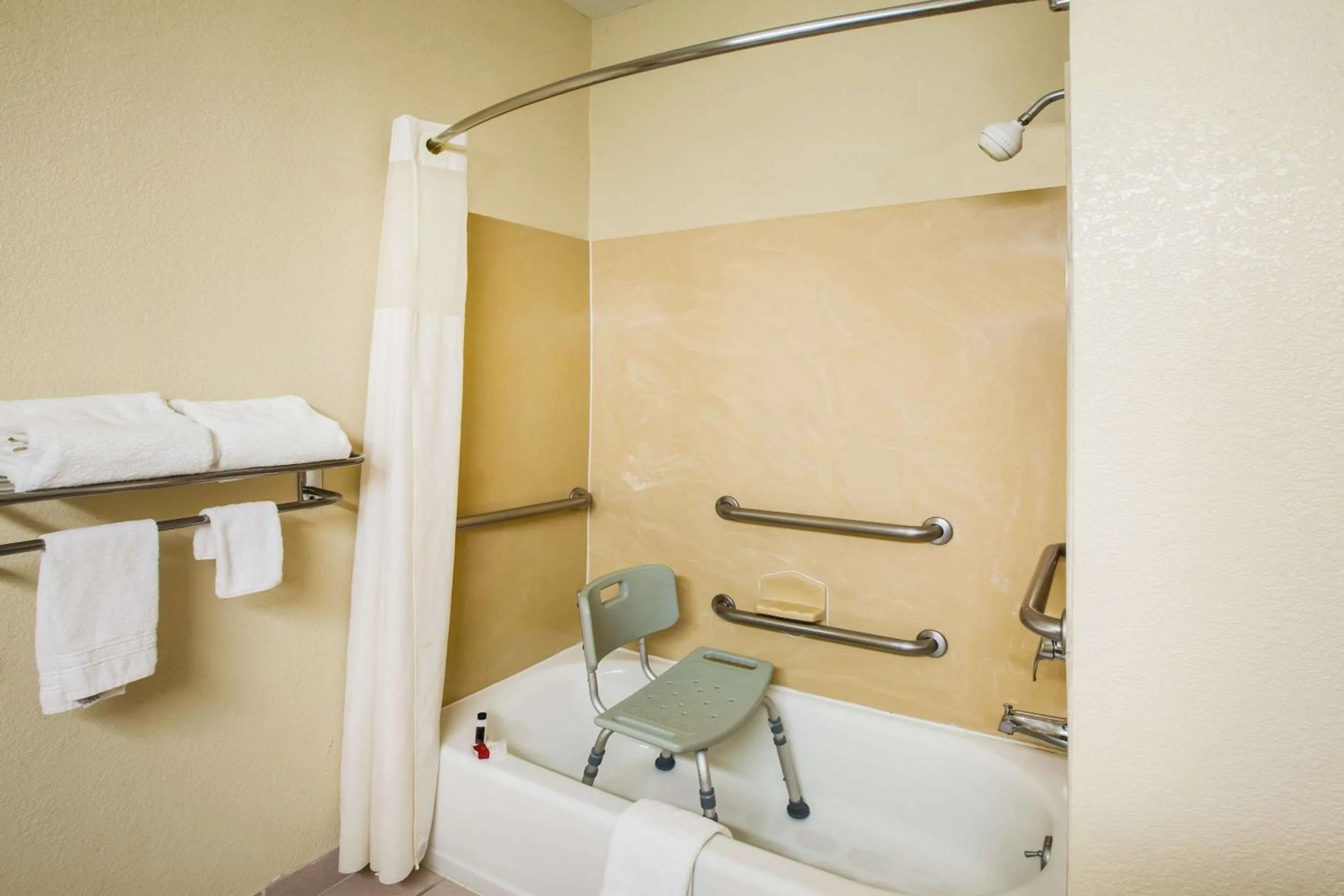 Bathroom in Days Inn & Suites by Wyndham Corpus Christi Central