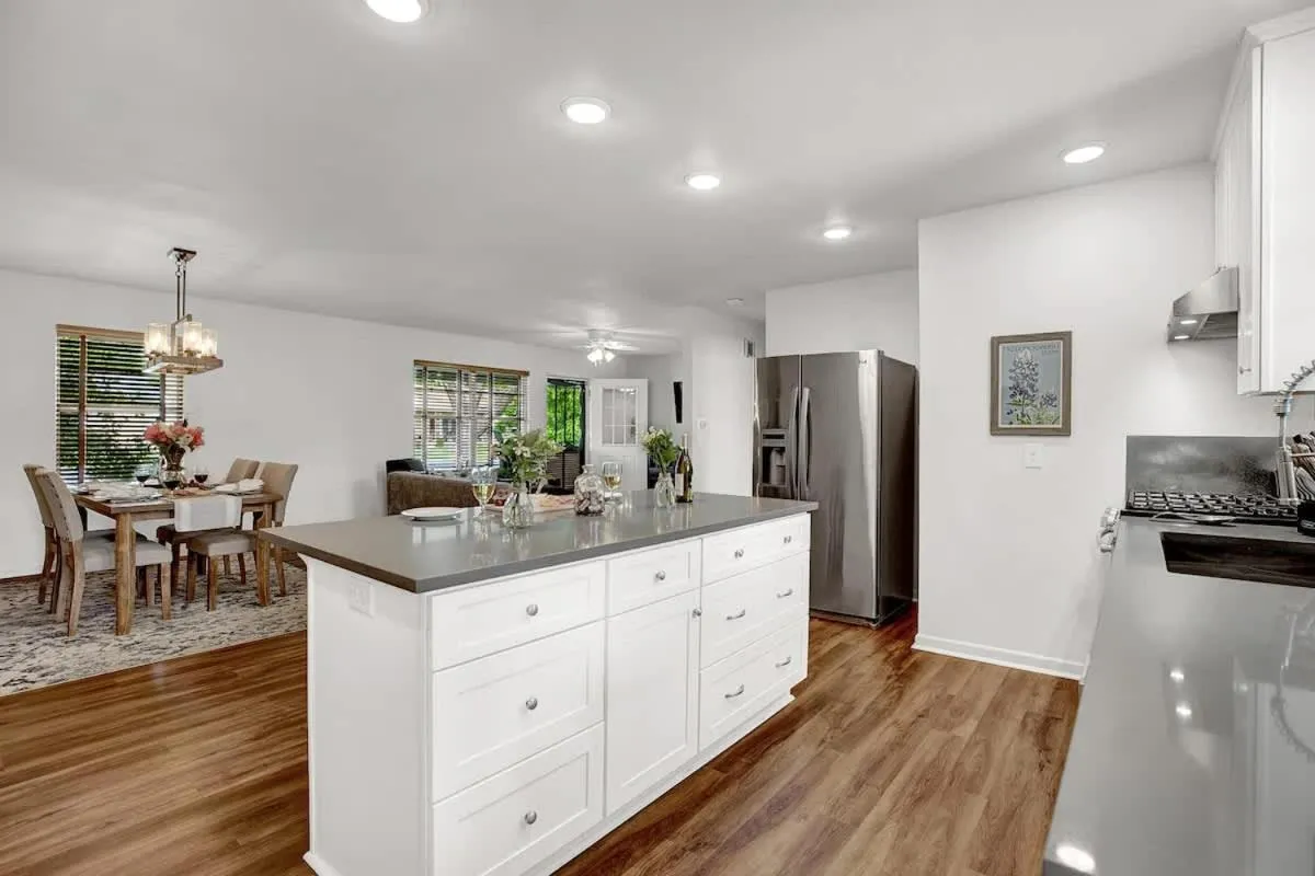 Dining area in Gorgeous Bluebonnet House with Deck and Fire Pit
