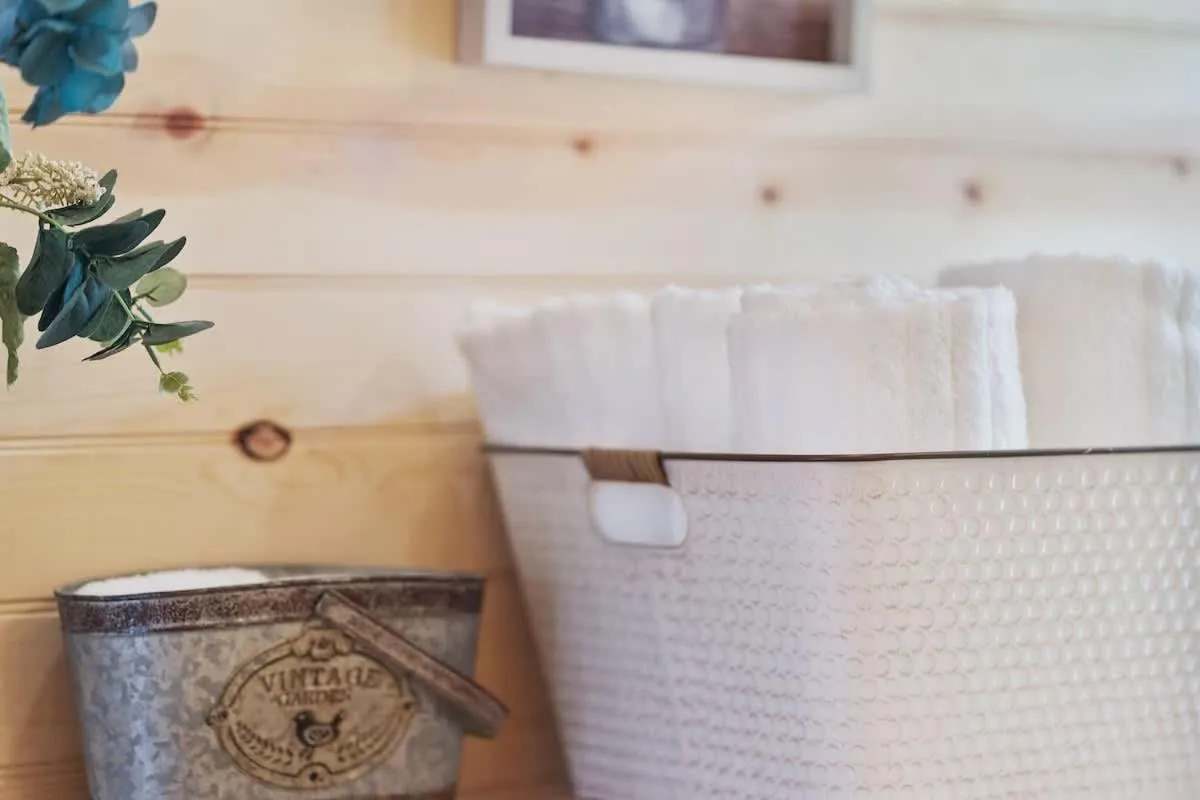 Bathroom in Stunning Cabin Right on Main St!