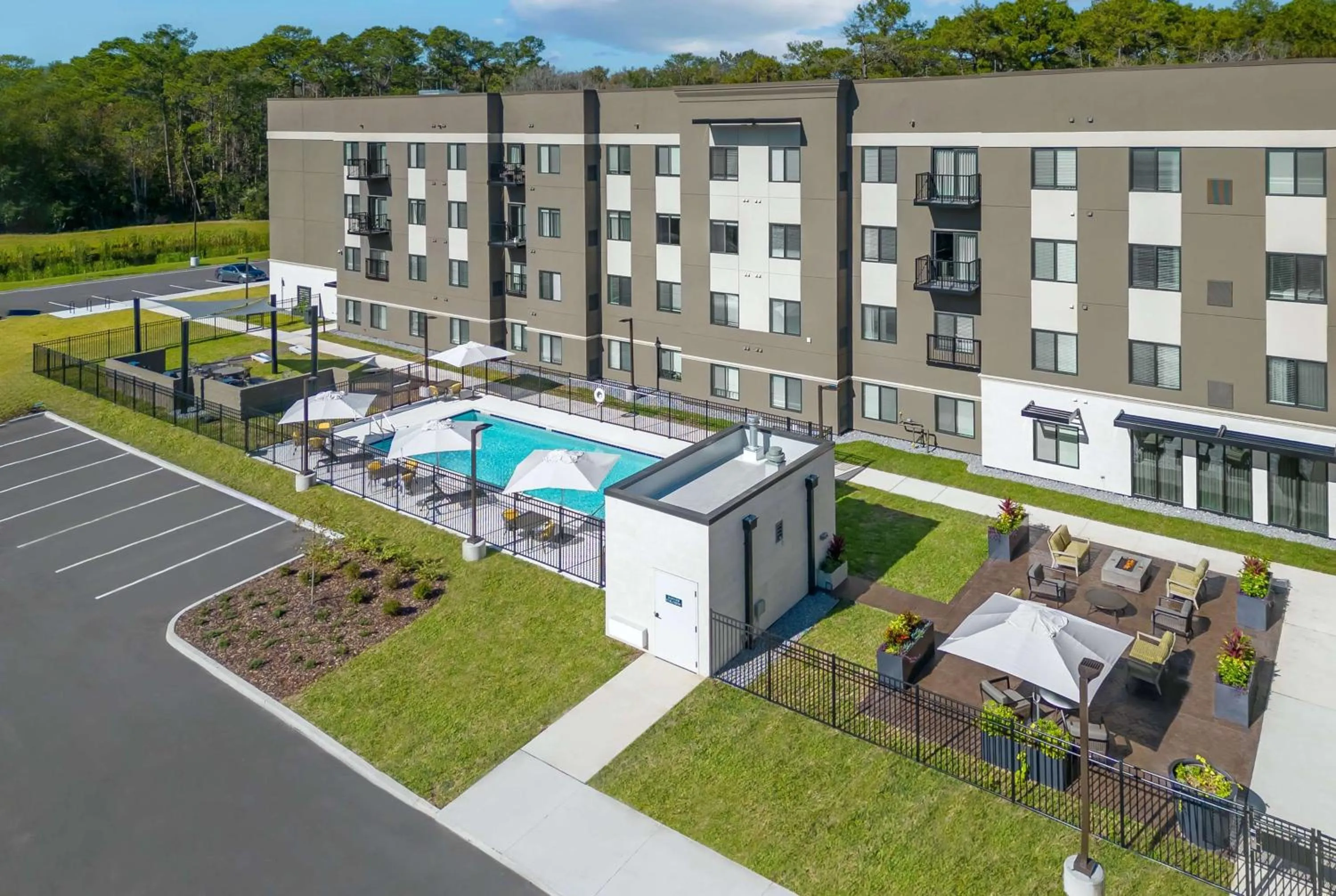 Property building in WaterWalk Extended Stay by Wyndham Jacksonville Deerwood Pk