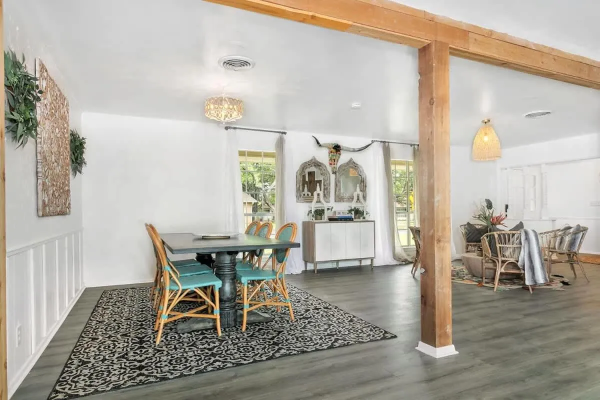 Seating area in A Crystal Place Hot Tub 1 Blk off Main St!