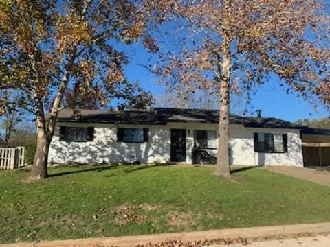 Property building in Bayer Guest Haus-Hot Tub and Fire Pit