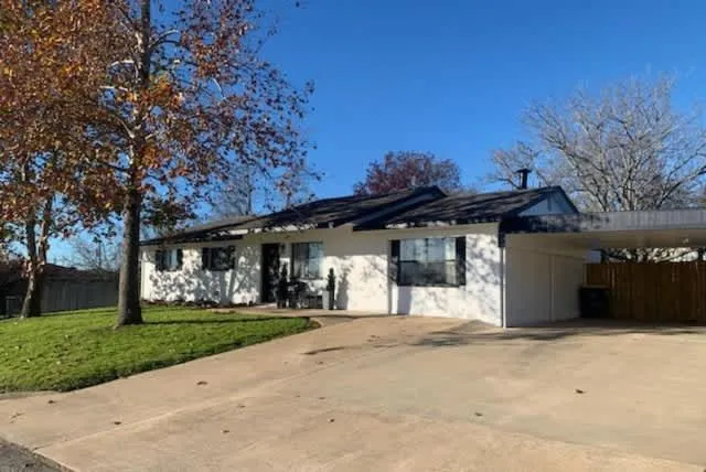 Property building in Bayer Guest Haus-Hot Tub and Fire Pit