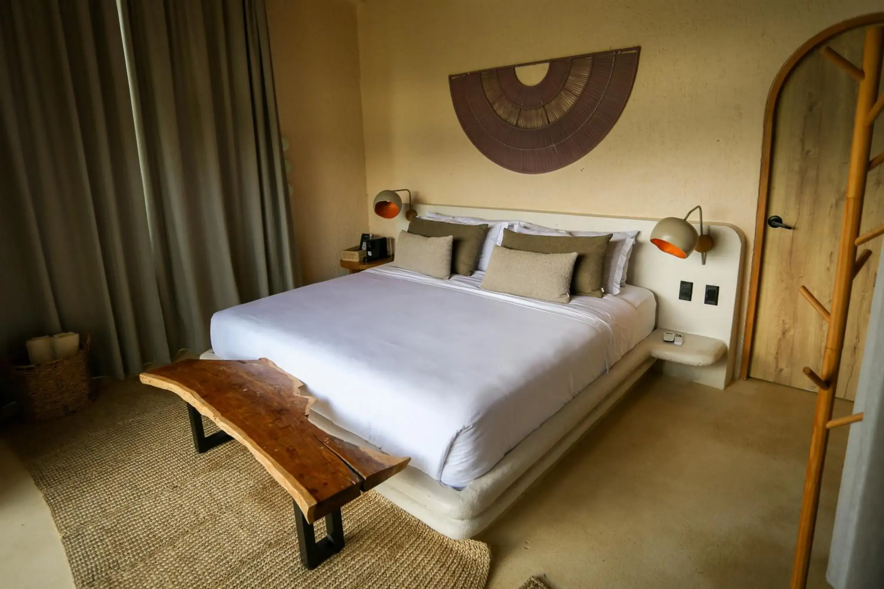 Superior King Room in Hotel Tahiti Superior King Room in Hotel Tahiti