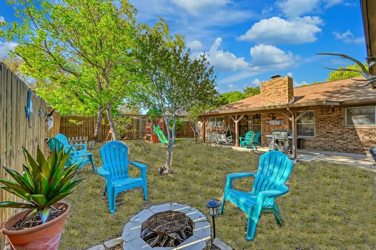 Property building in Kerrville Hidden Gem with Firepit and Grill - Great Location