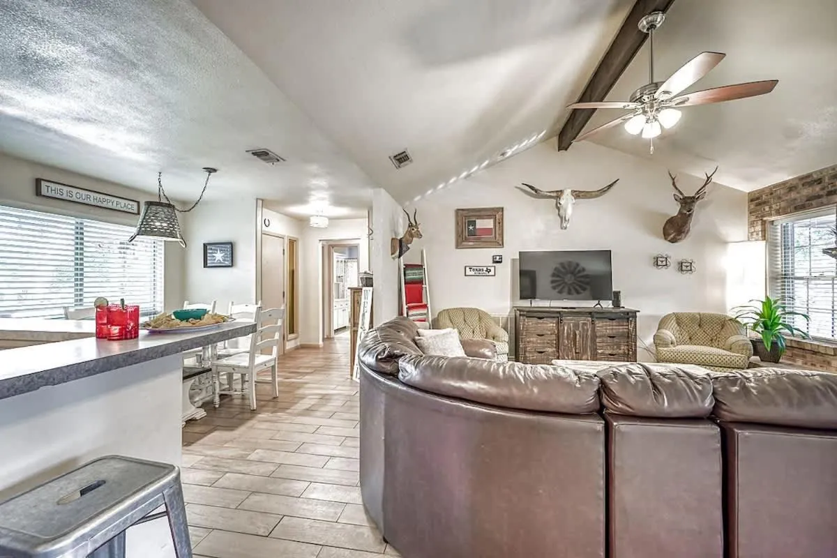 TV and multimedia in Kerrville Hidden Gem with Firepit and Grill - Great Location