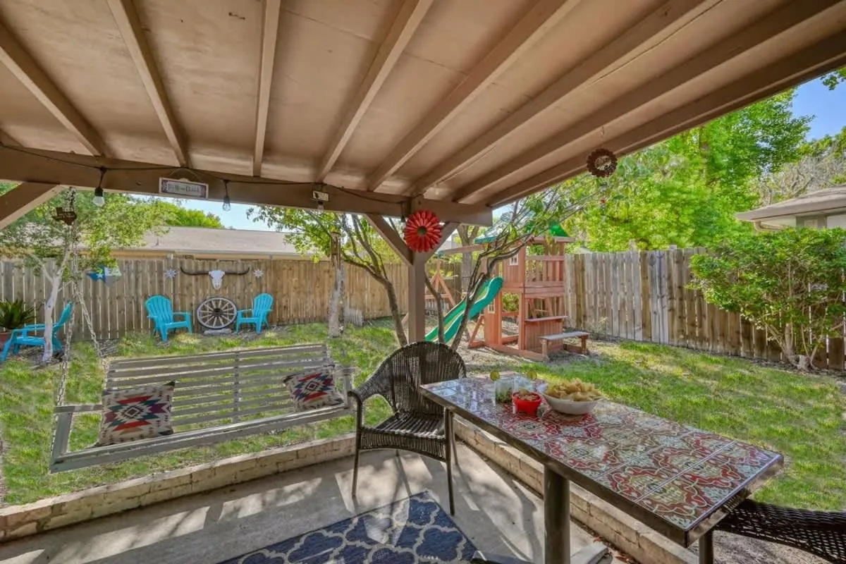 Patio in Kerrville Hidden Gem with Firepit and Grill - Great Location