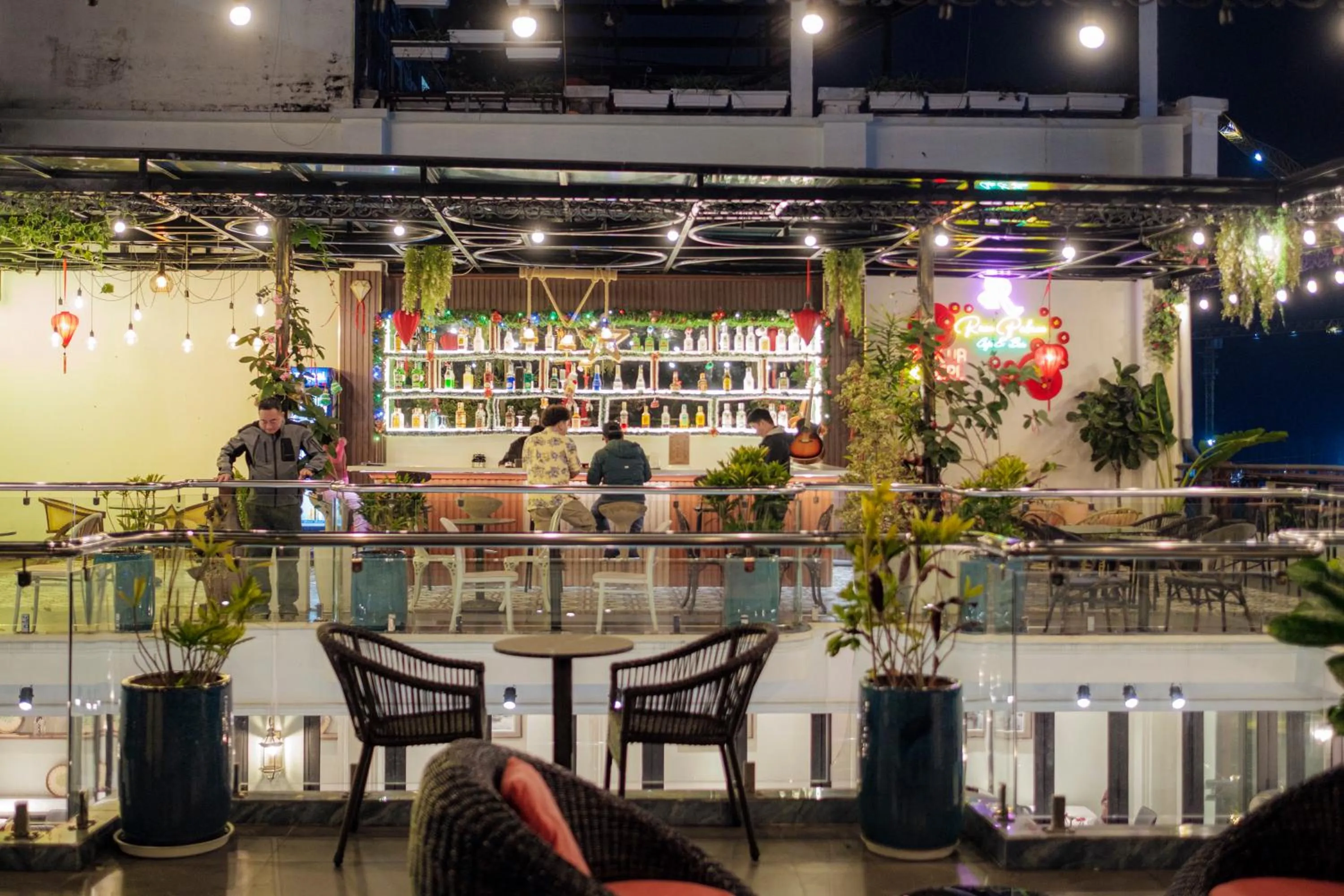 Lounge or bar in Roza Palace Cat Ba