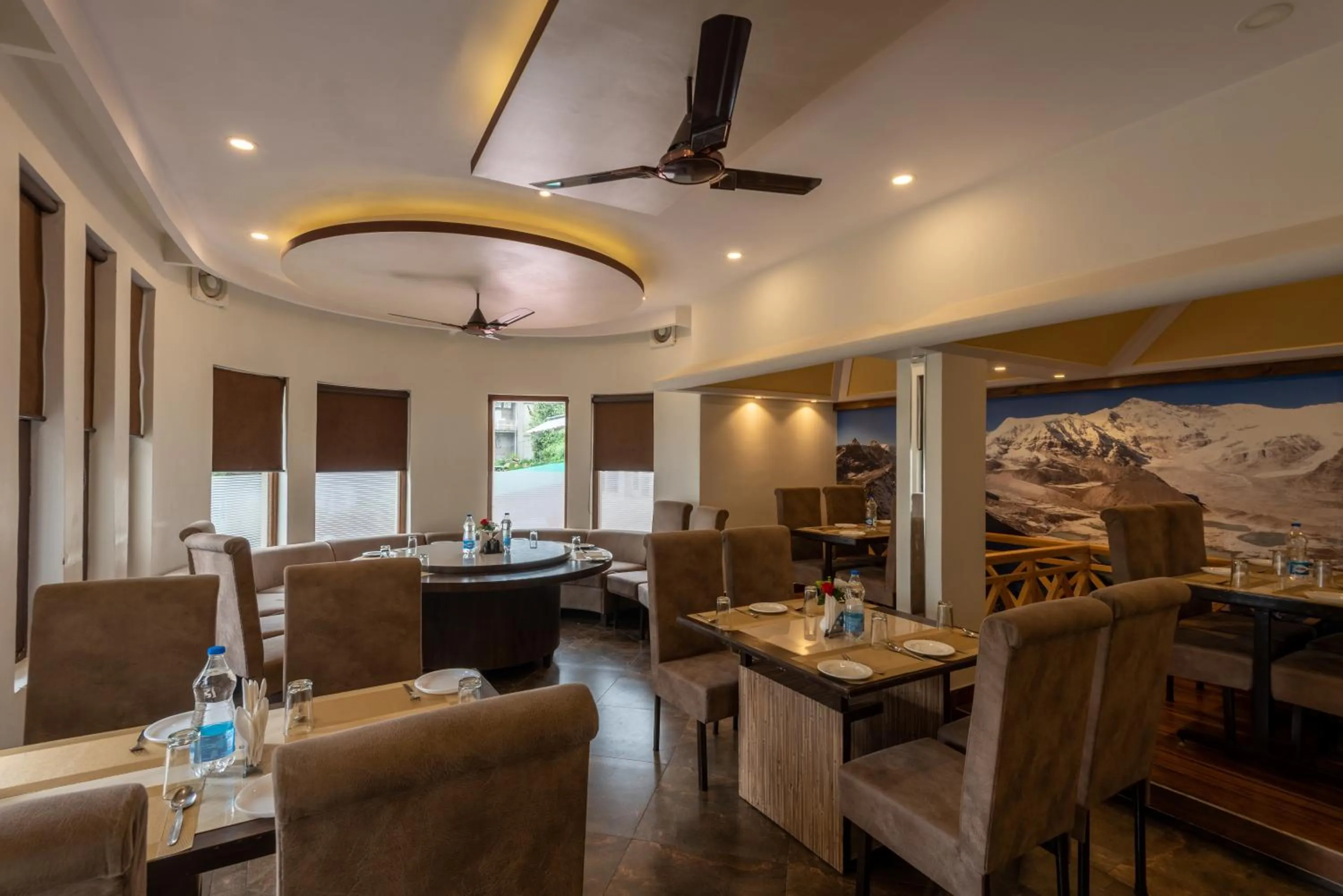 Living room in Meghavan Resort By DLS Hotels