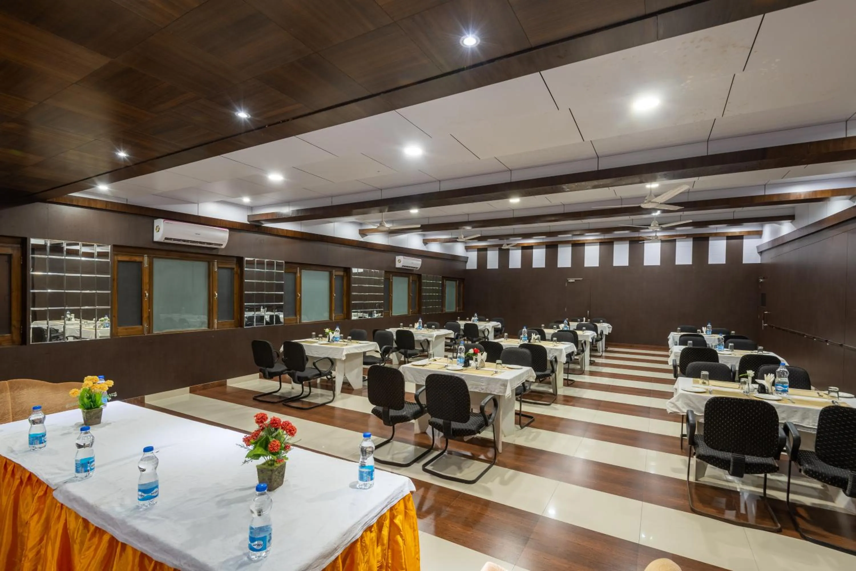 Living room in Meghavan Resort By DLS Hotels