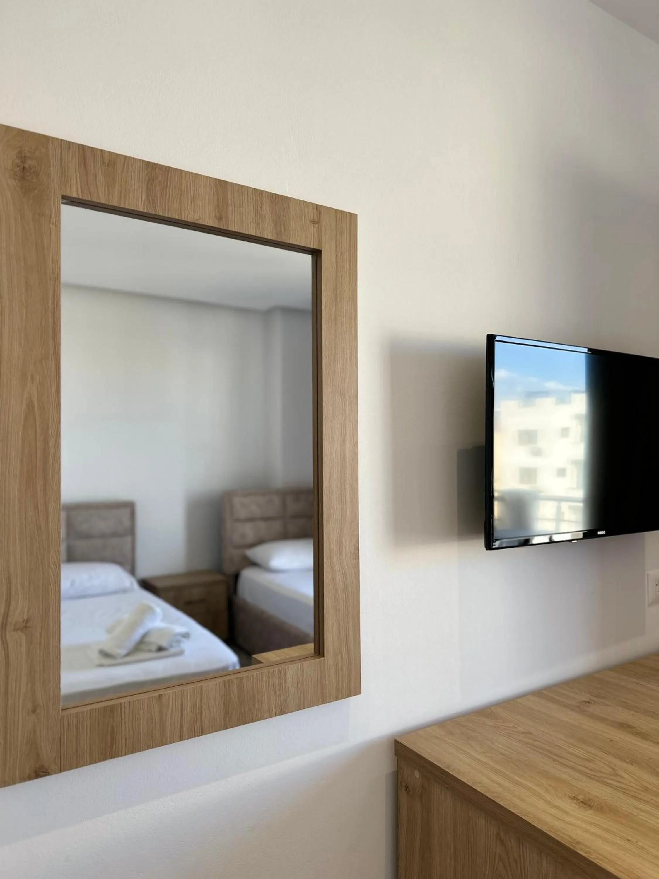 TV and multimedia, Bed in Noa Boutique Hotel