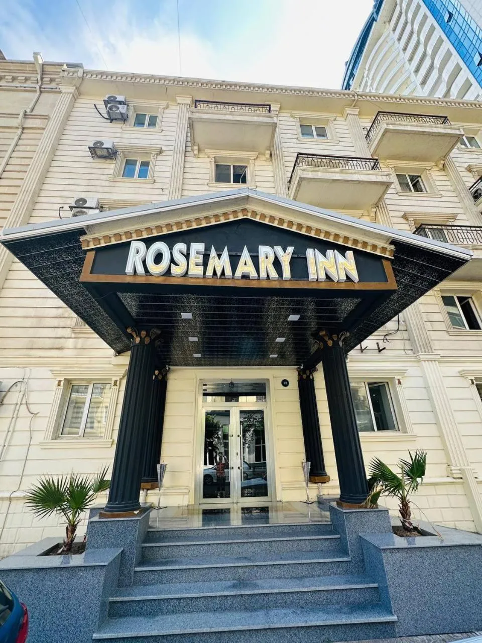 RoseMary Inn