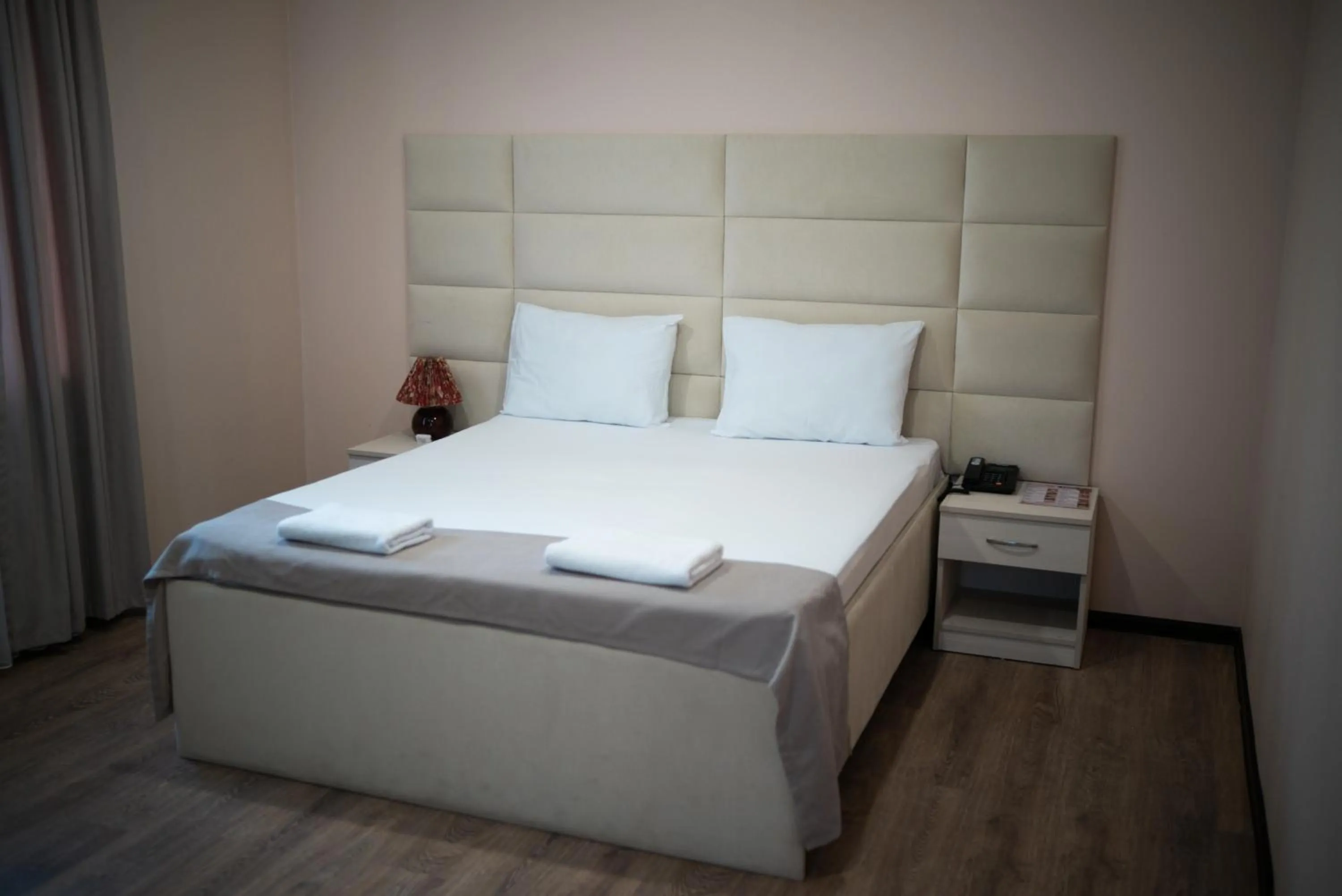 Bedroom, Bed in RoseMary Inn