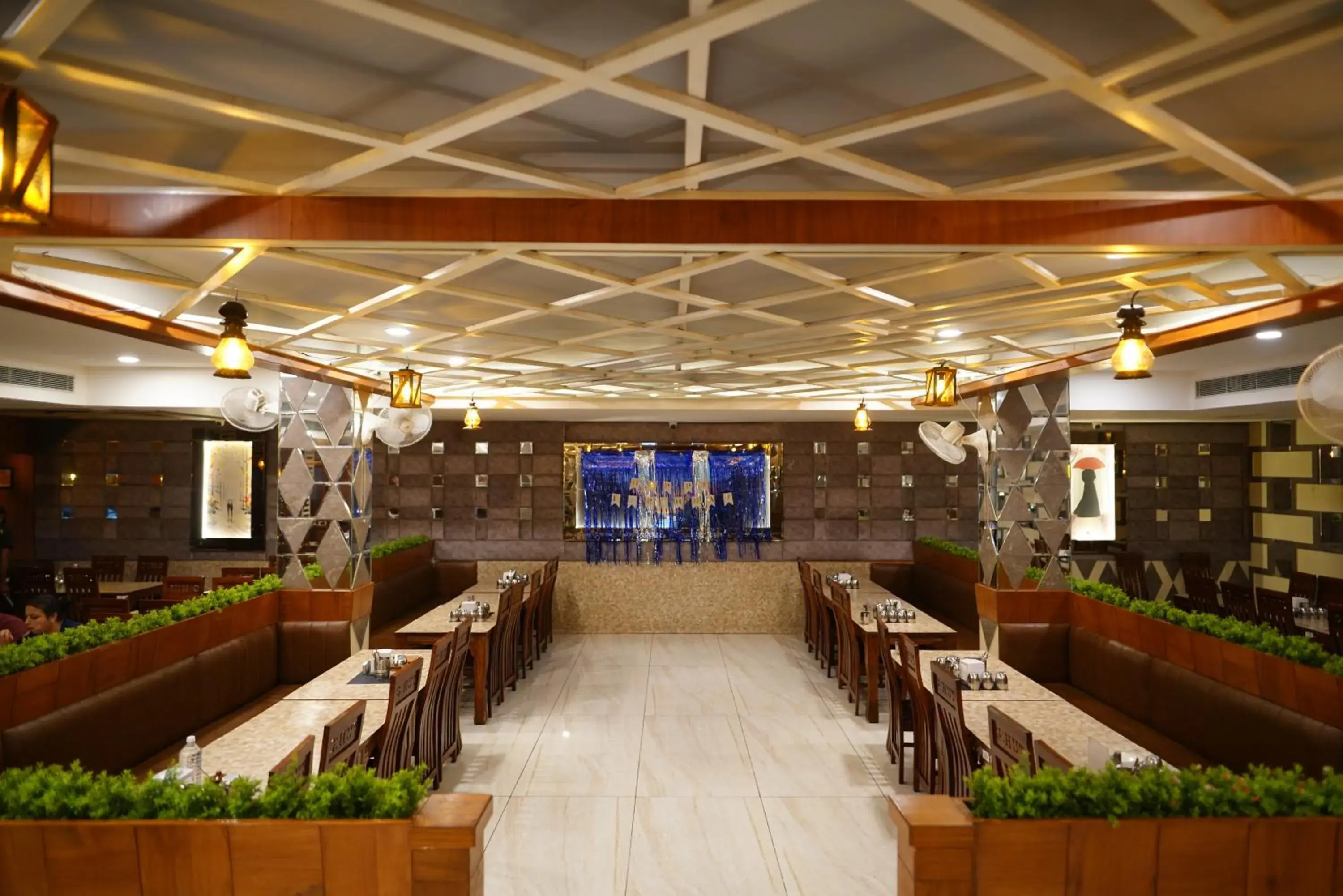 Golden Hut, Derabassi Golden Hut, Derabassi