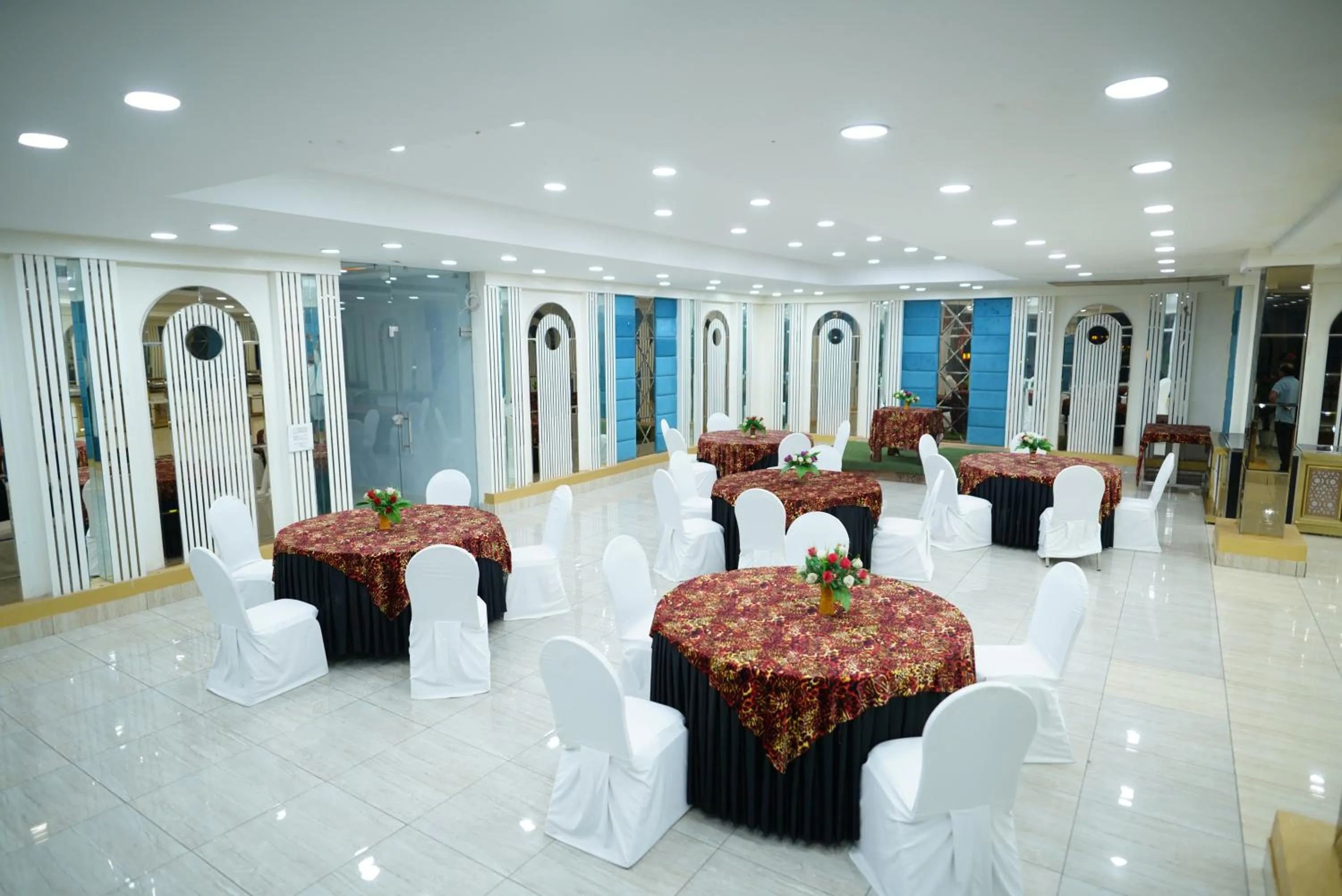 Banquet/Function facilities in Golden Hut, Derabassi