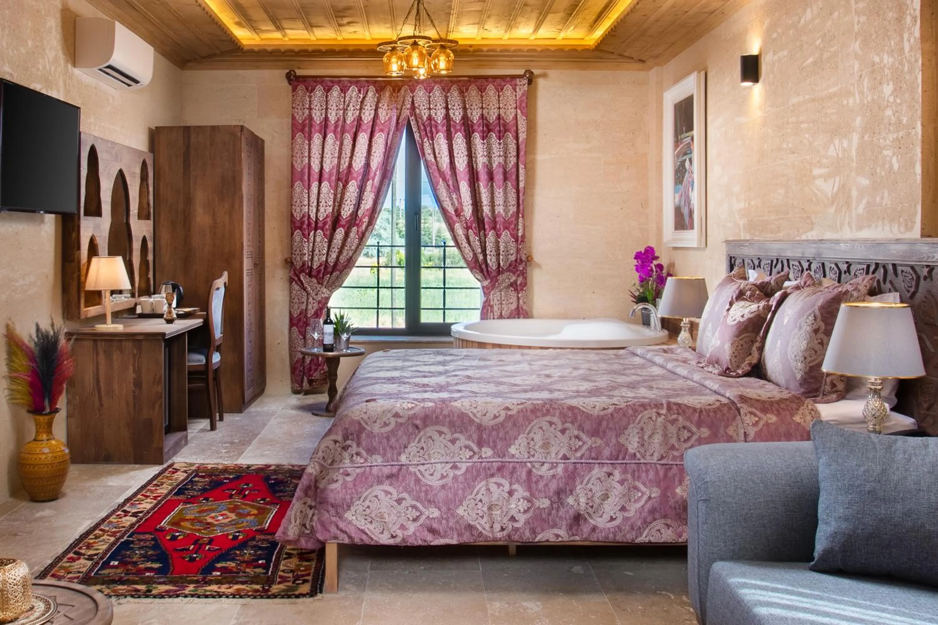 Bed in Cappadocia Pyramid Stone House