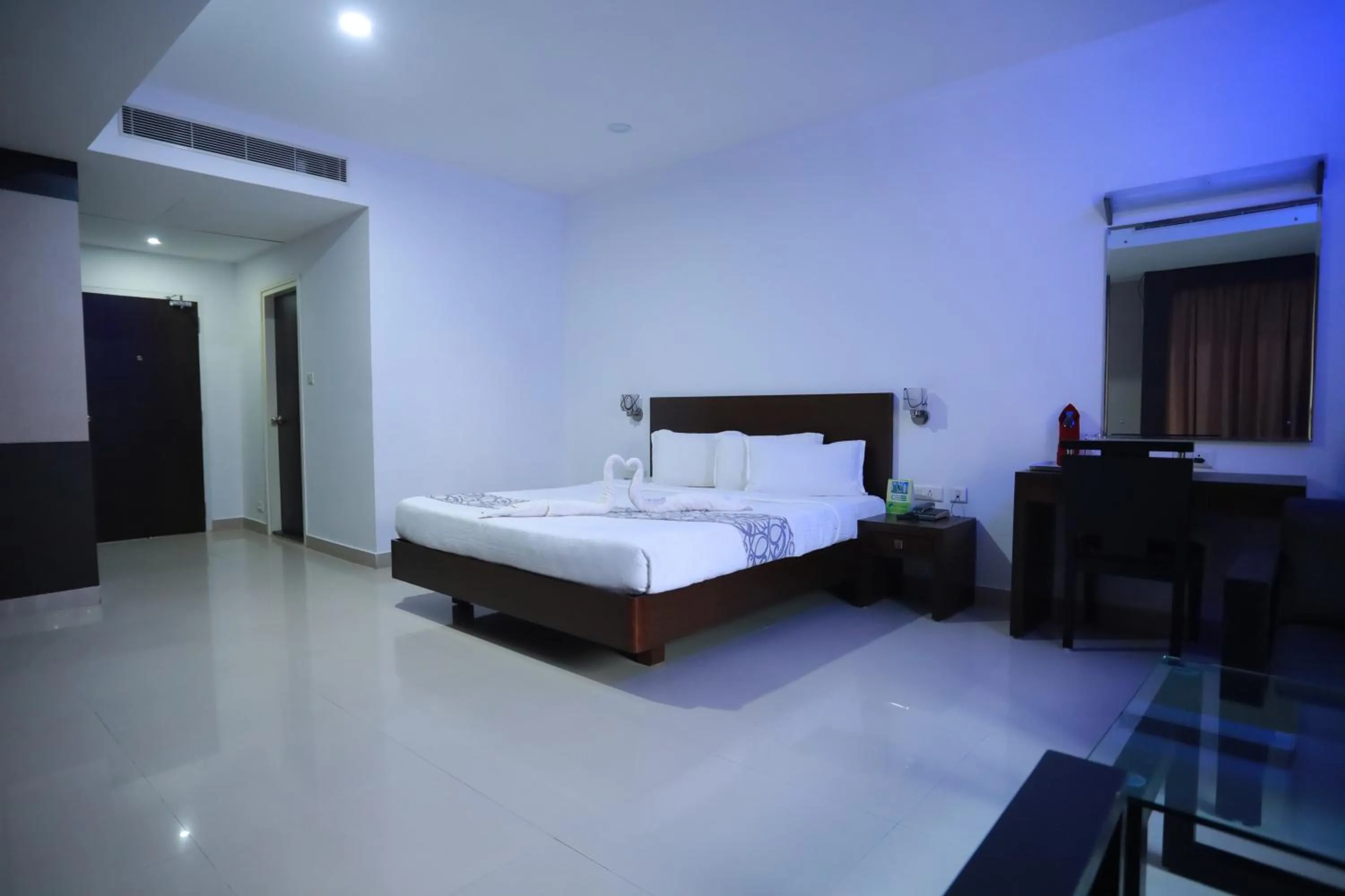 Bedroom, Bed in Hotel Finch