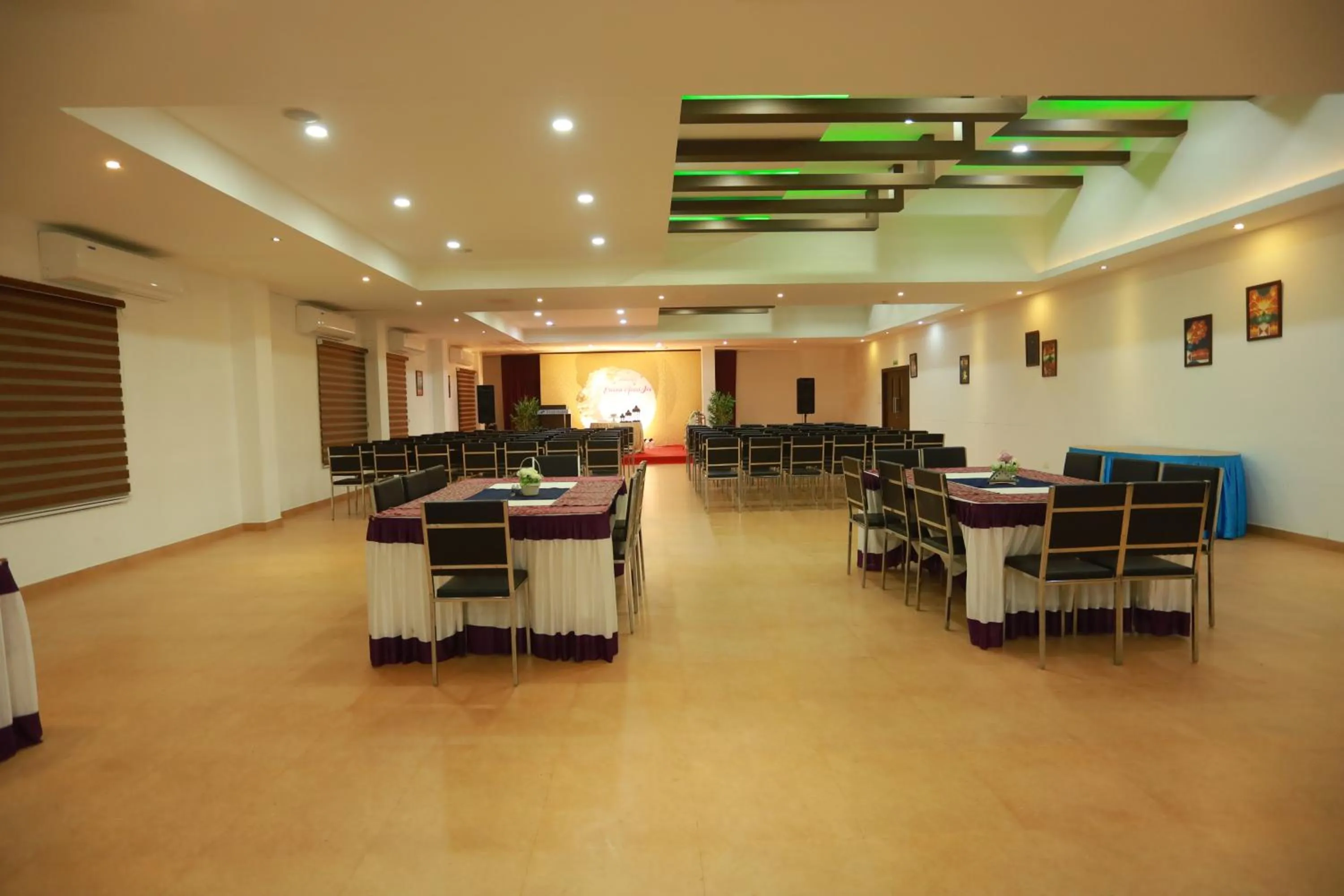 Banquet/Function facilities in Hotel Finch