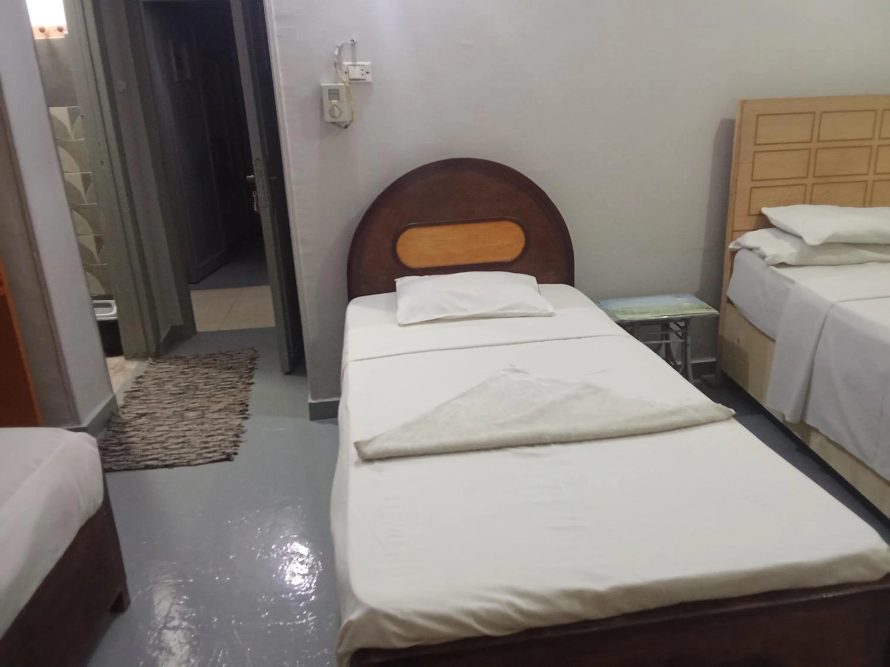 Bedroom, Bed in Bob Marley Peace hotel luxor