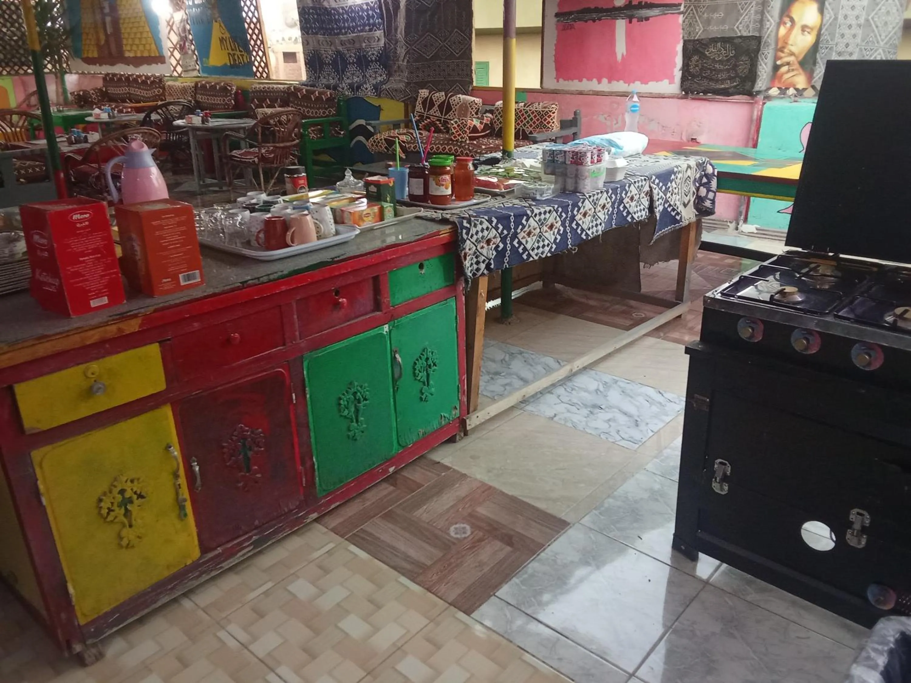 Restaurant/places to eat in Bob Marley Peace hotel luxor