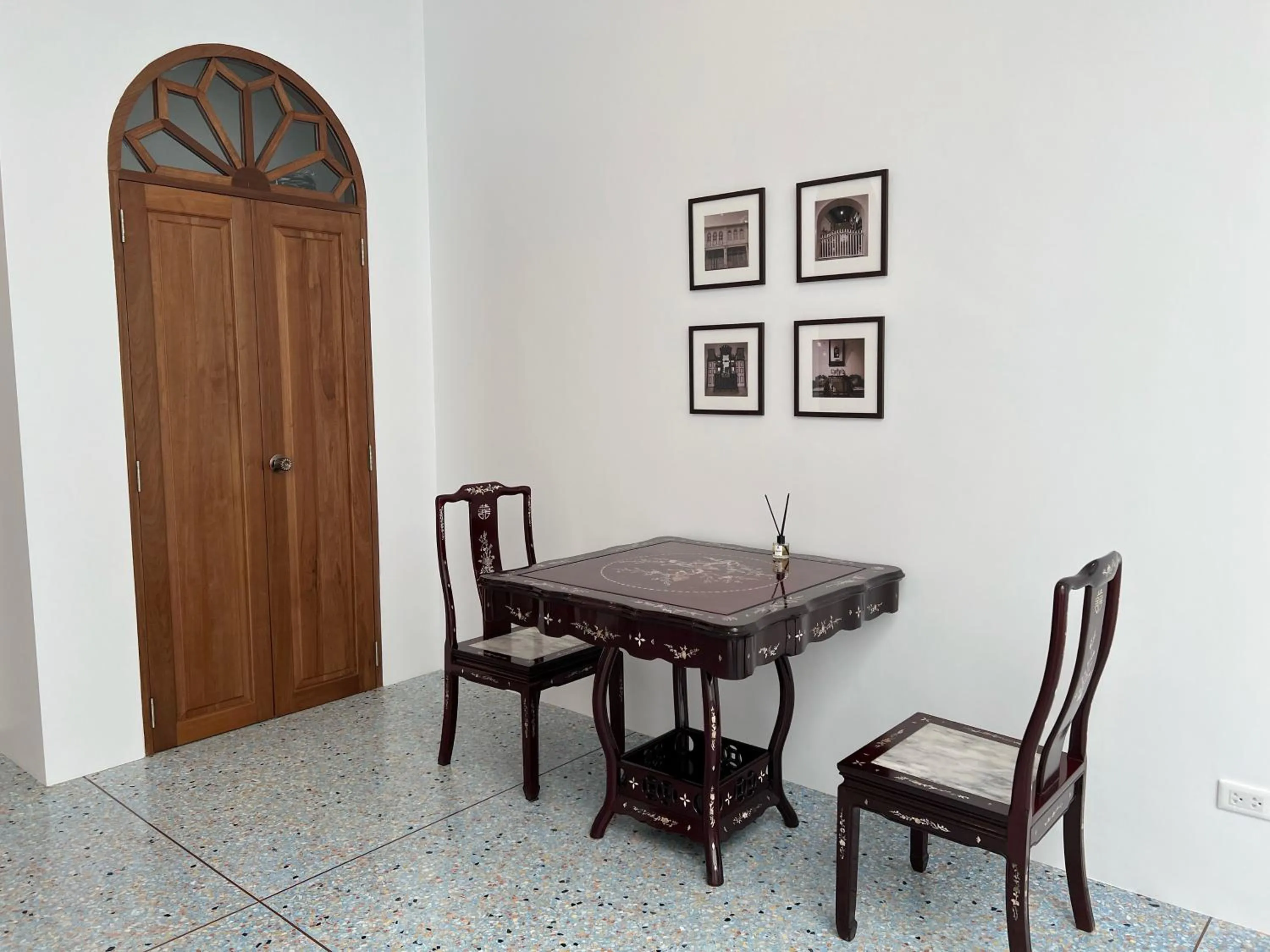 Communal lounge/ TV room in The Elements Boutique House