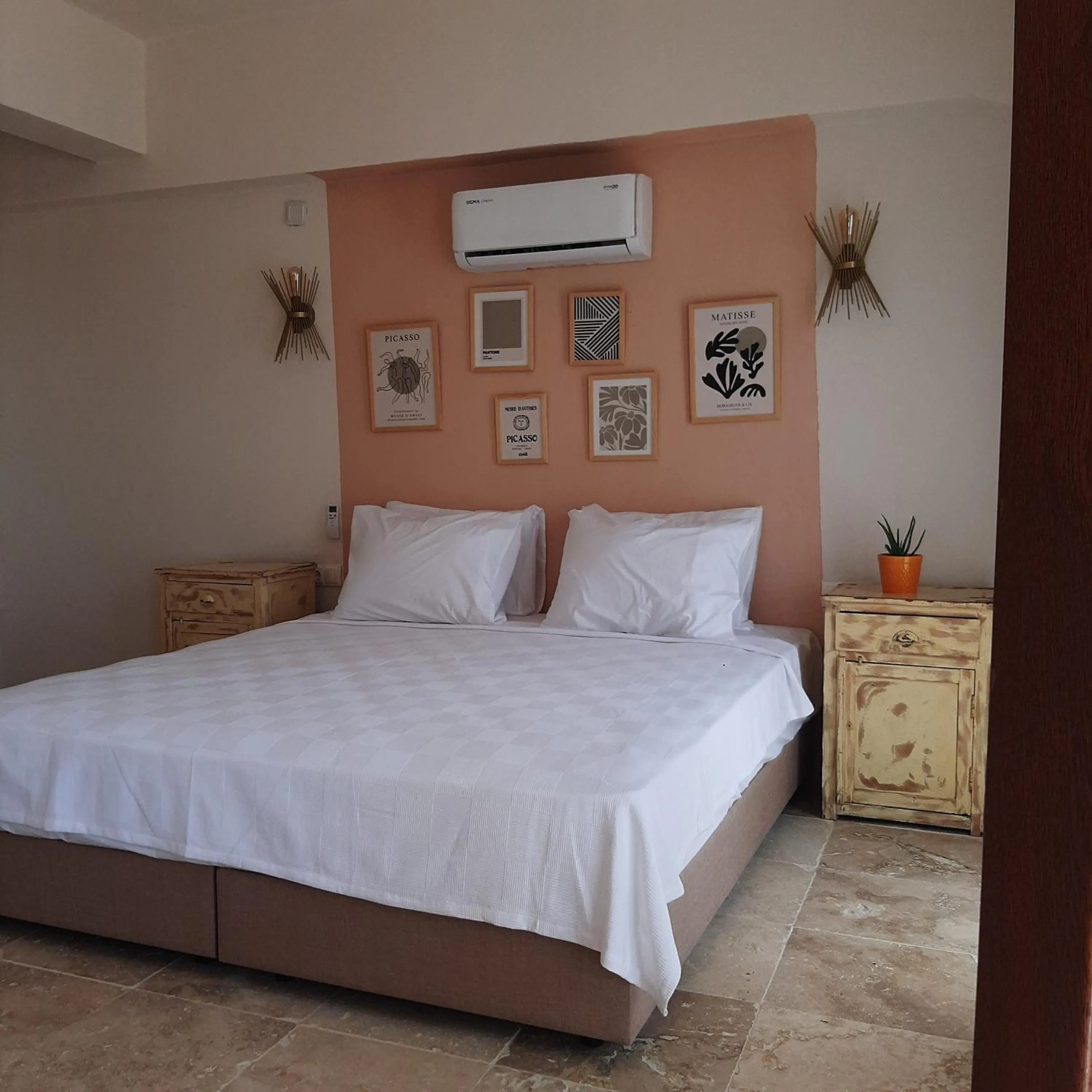 Bed in CasaLyma Ayvalık