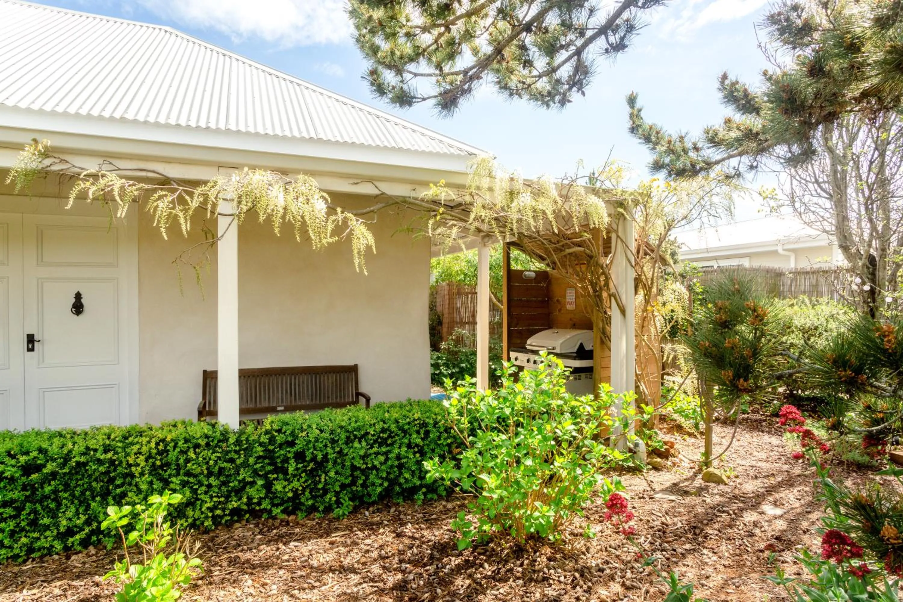 Garden in Woodstock Suite