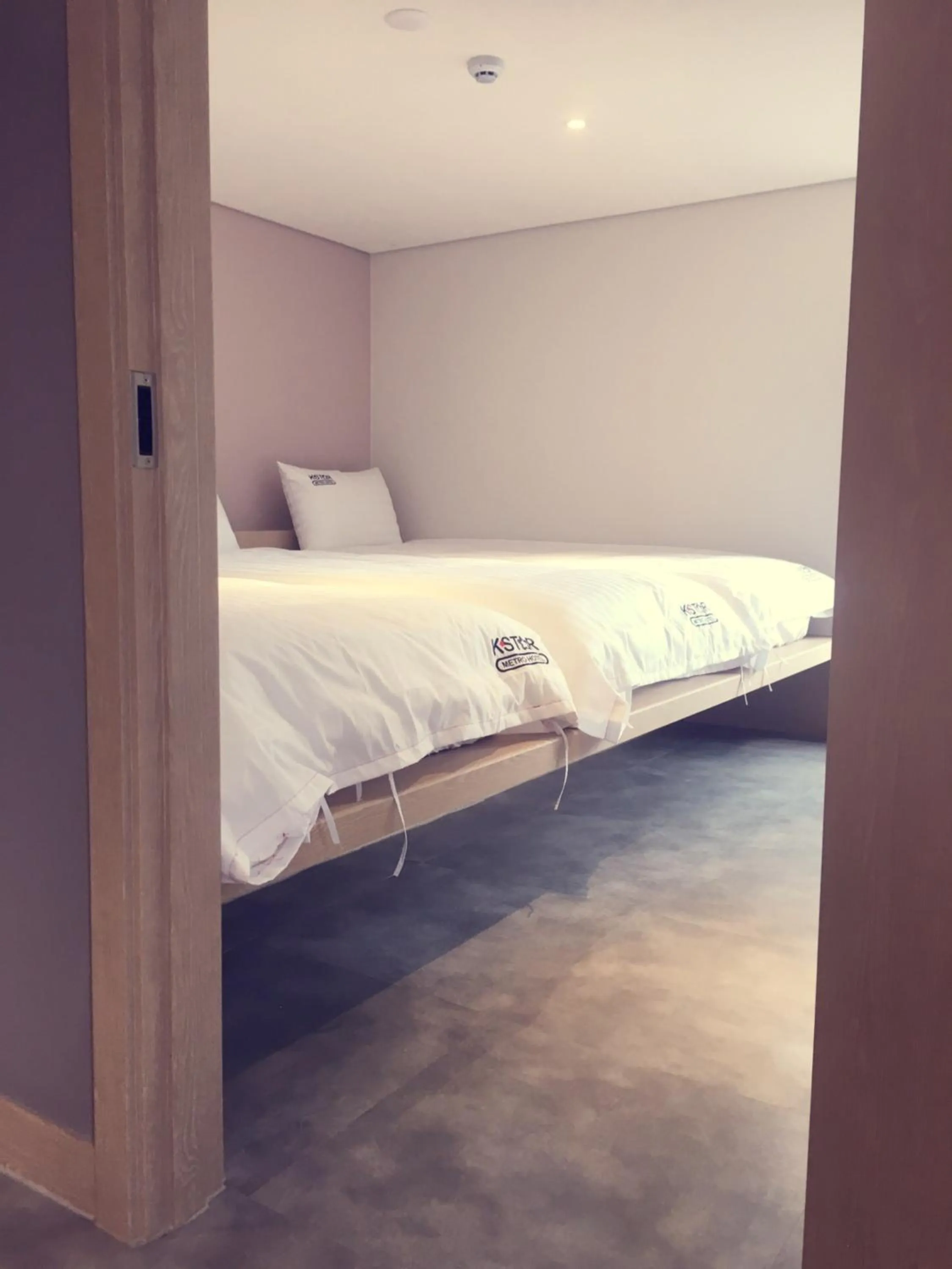 Decorative detail, Bed in KSTAR METRO Hotel