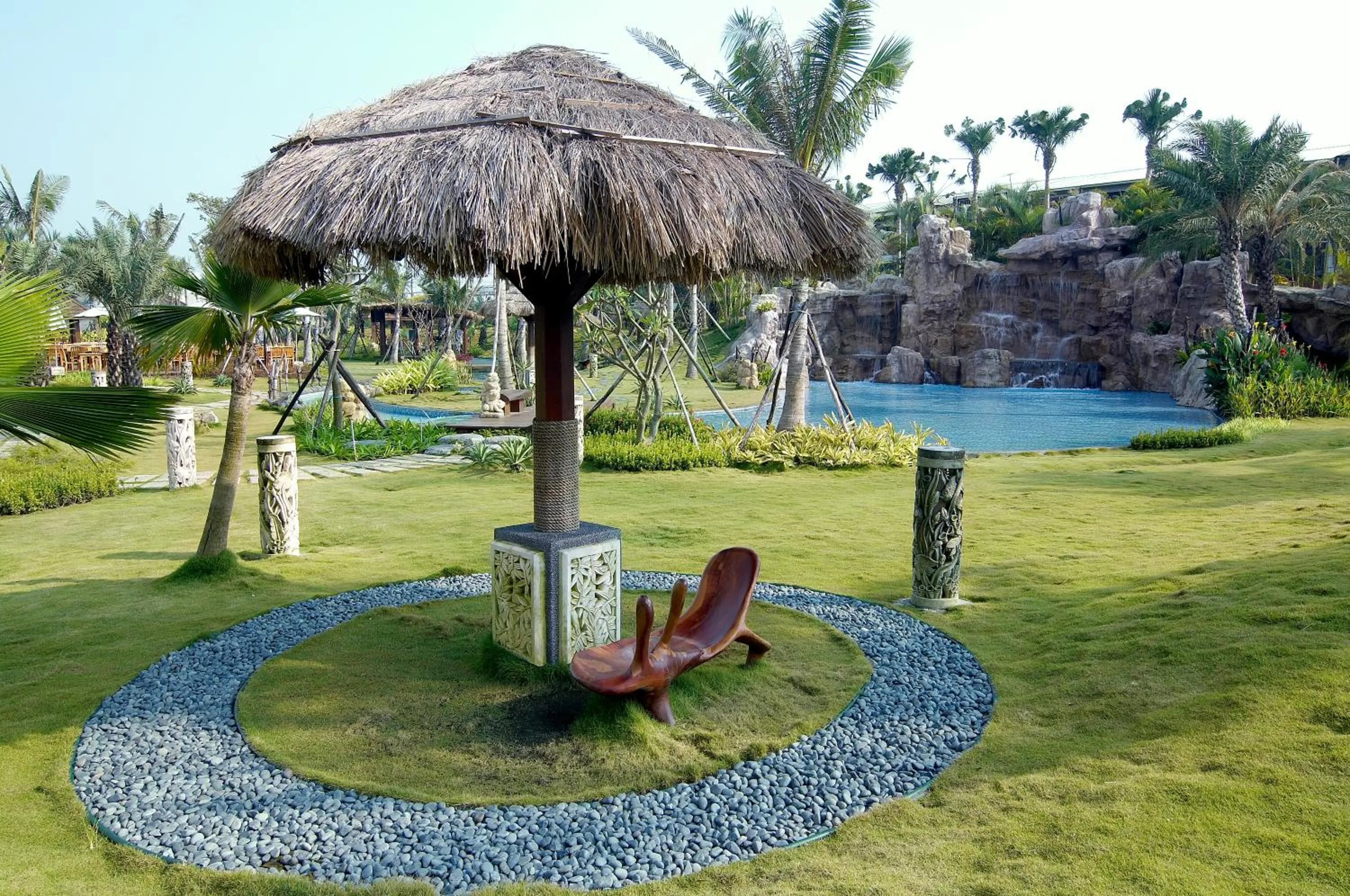 Decorative detail in Queena Plaza Hotel