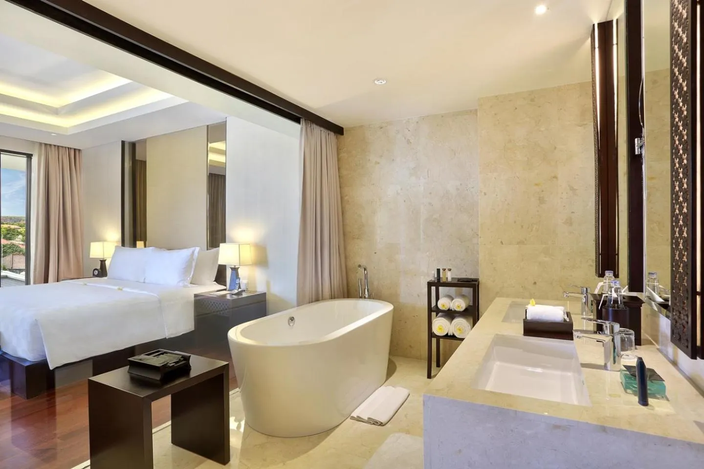 Bathroom, Bed in Bali Nusa Dua Hotel