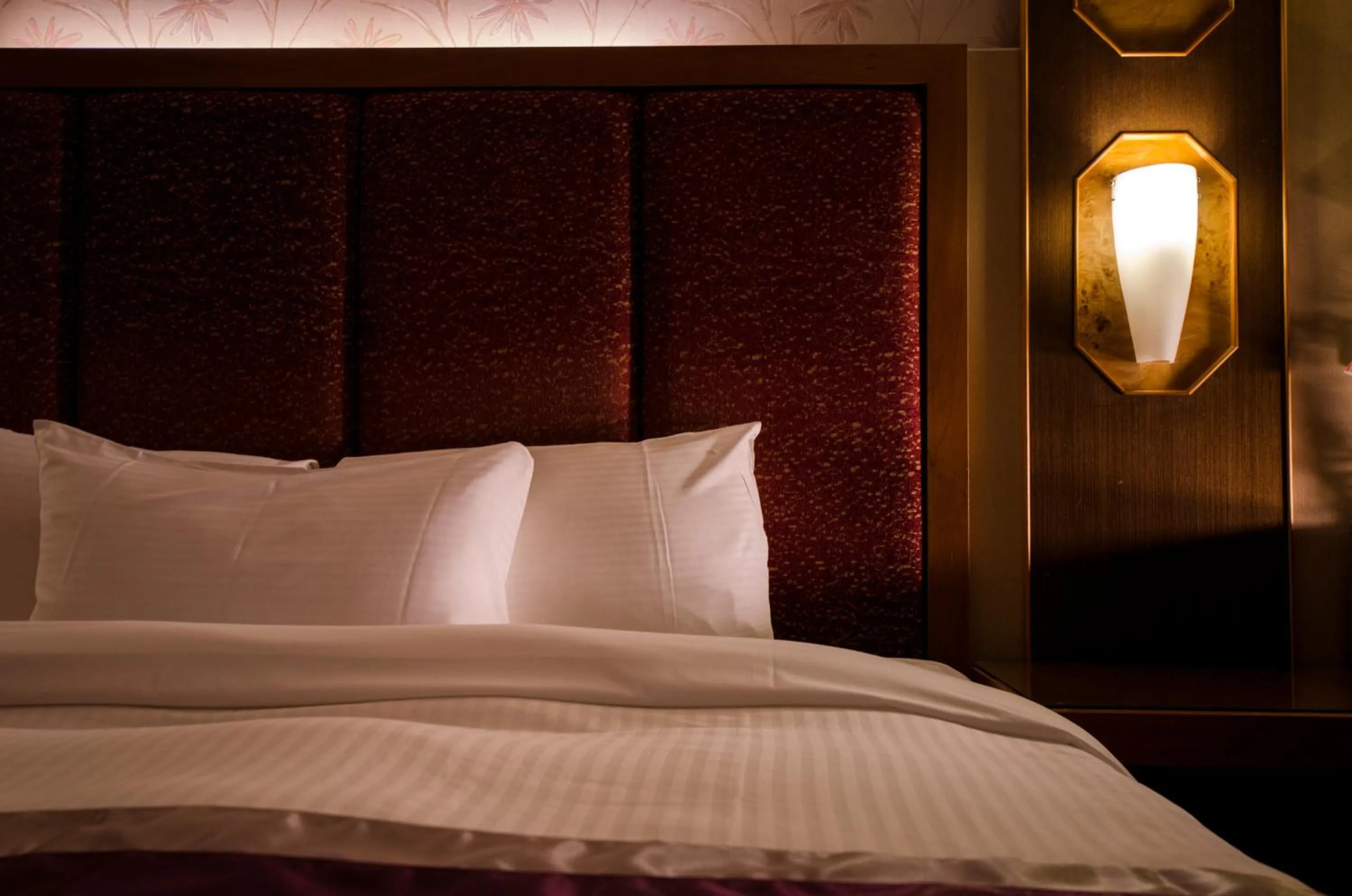 Bedroom, Bed in Wogo Hotel