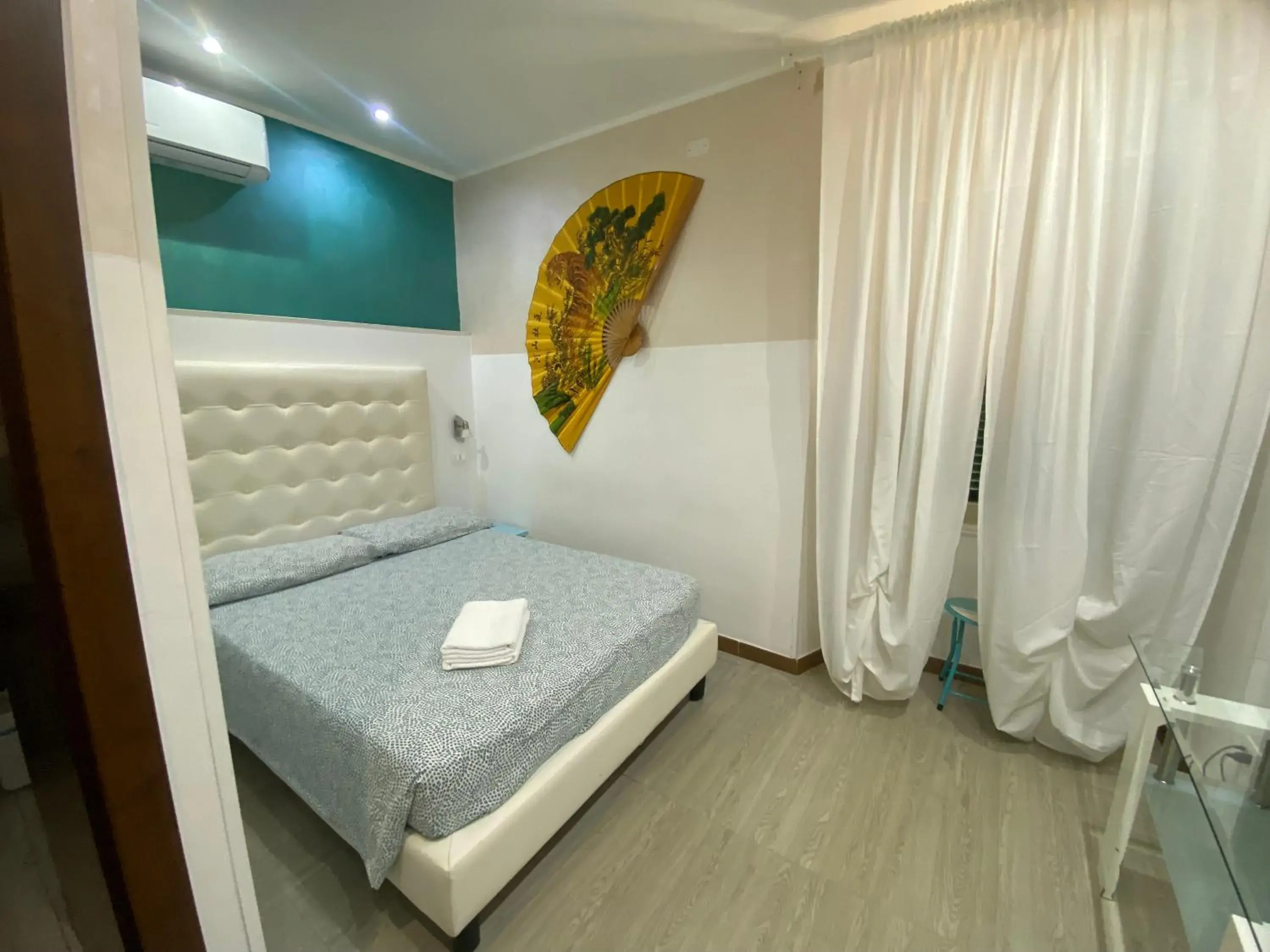 Budget Double Room in Londrino Sanremo Budget Double Room in Londrino Sanremo