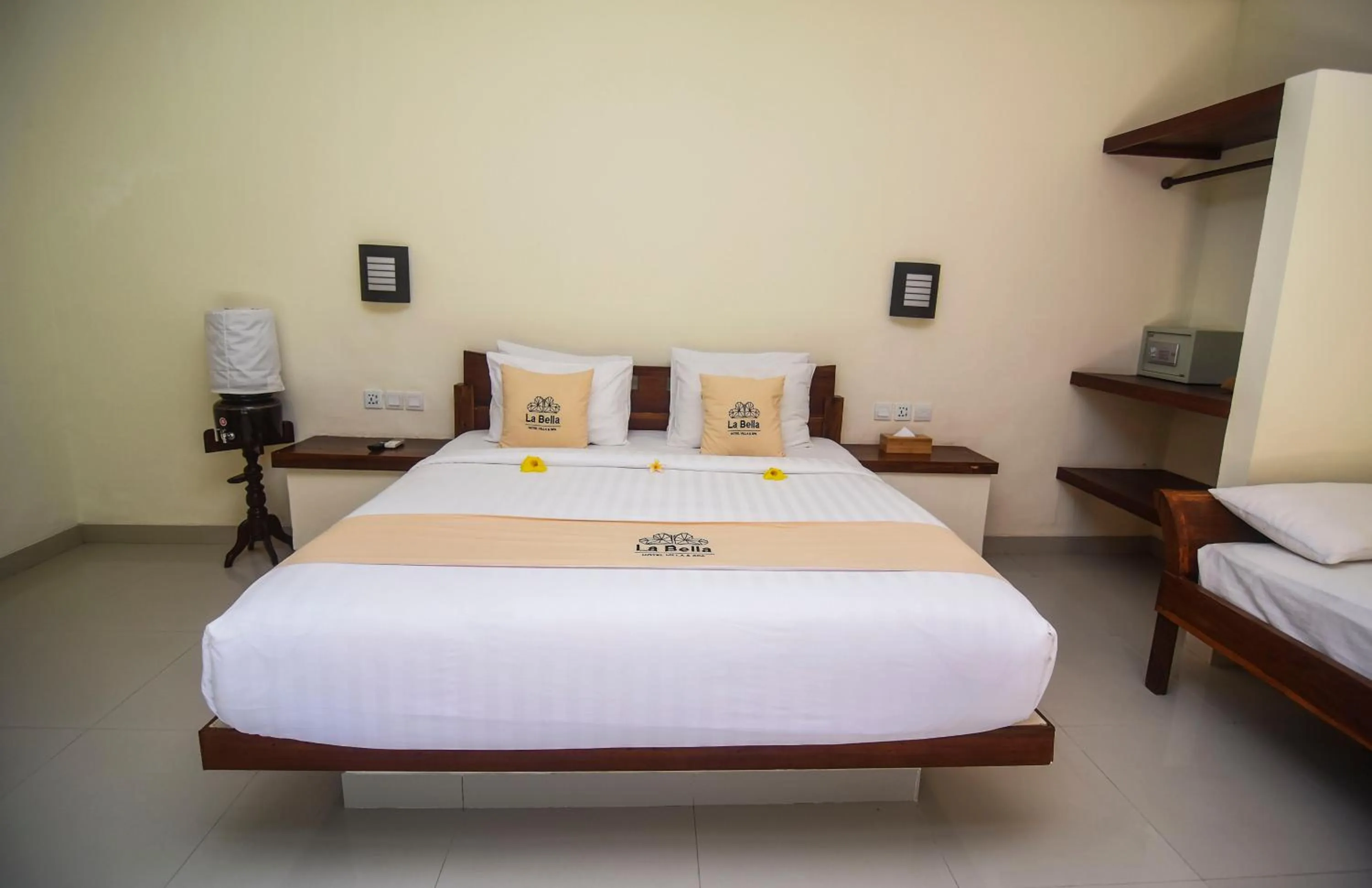 Bed in La Bella - Hotel Villa & Spa