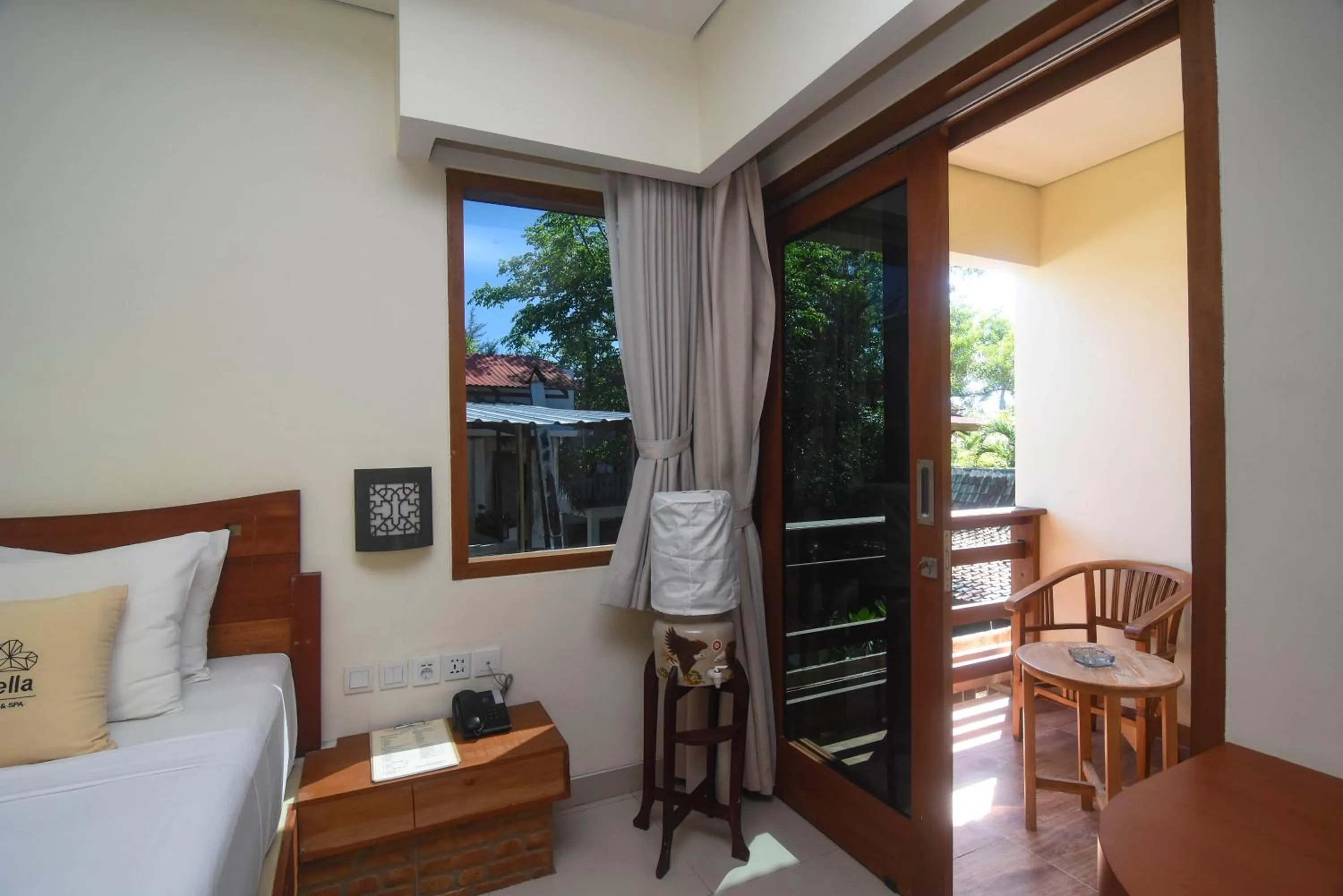 Bed in La Bella - Hotel Villa & Spa