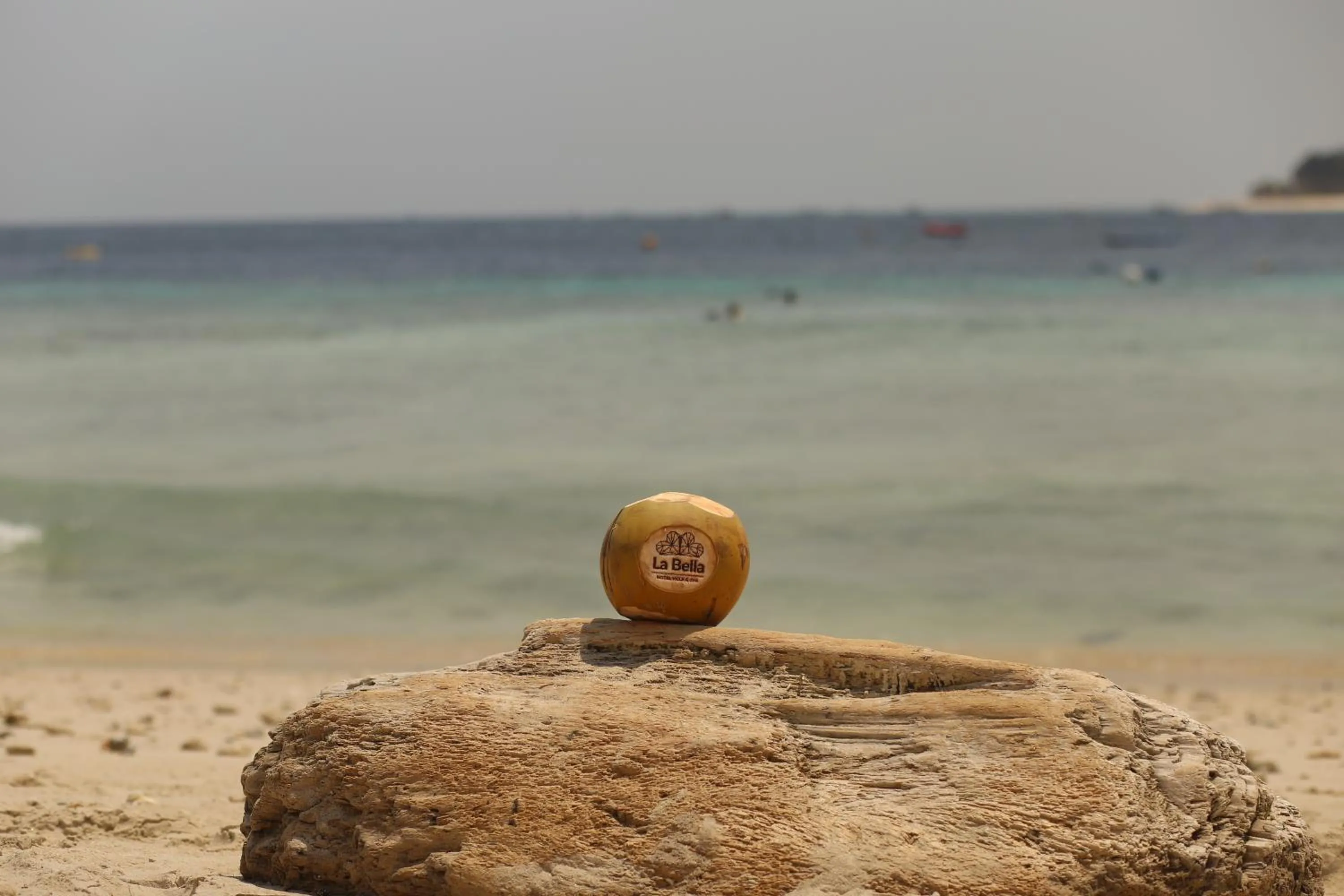 Beach in La Bella - Hotel Villa & Spa