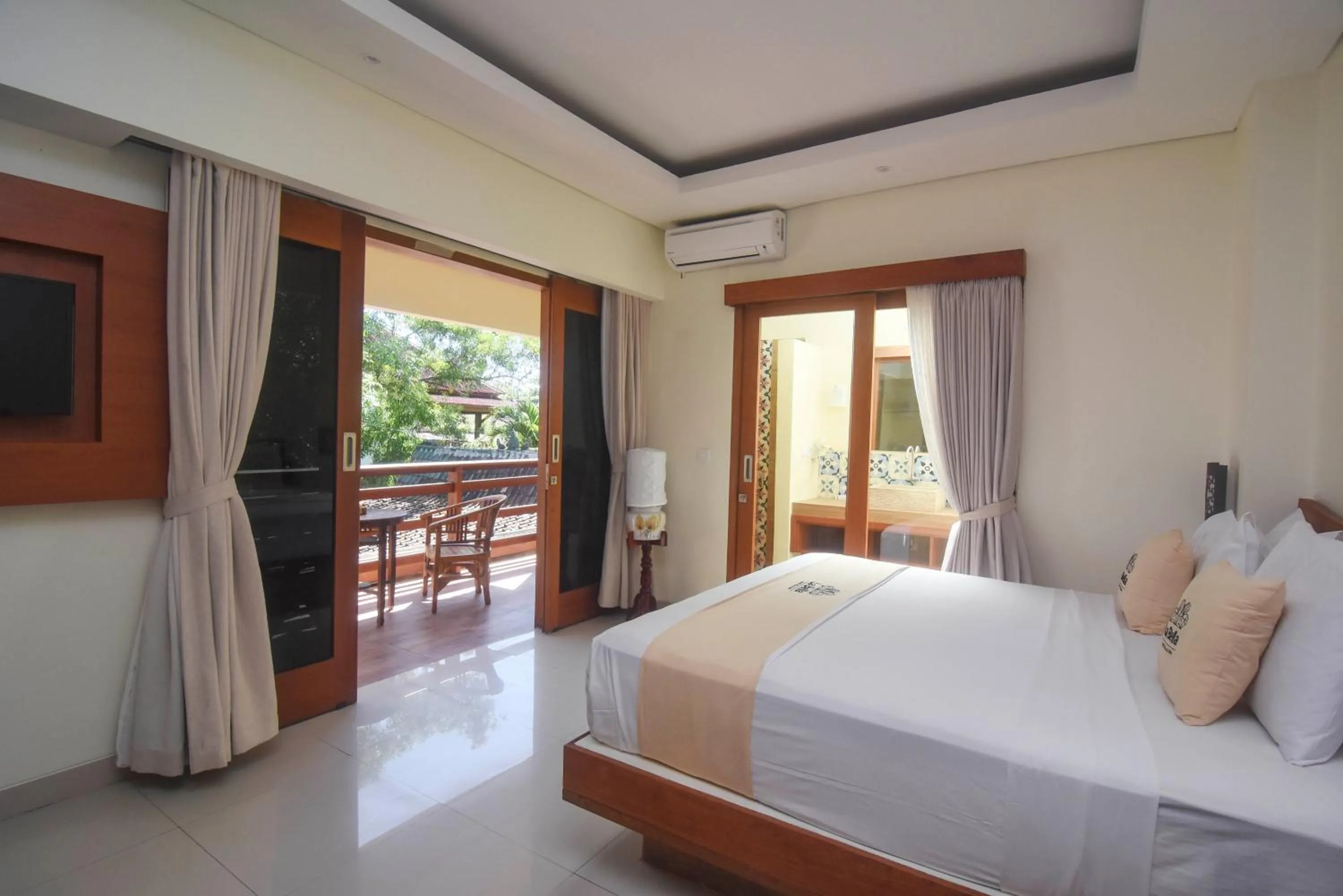 Bed in La Bella - Hotel Villa & Spa