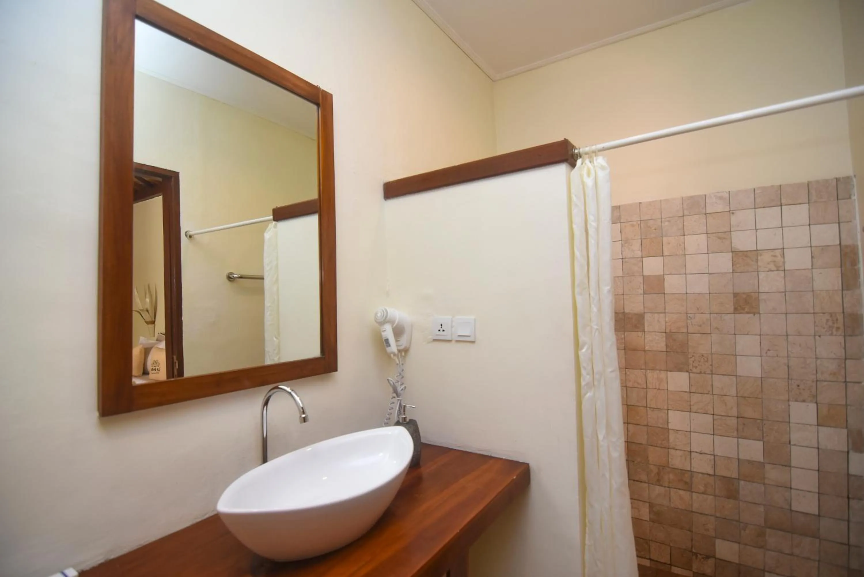 Bathroom in La Bella - Hotel Villa & Spa