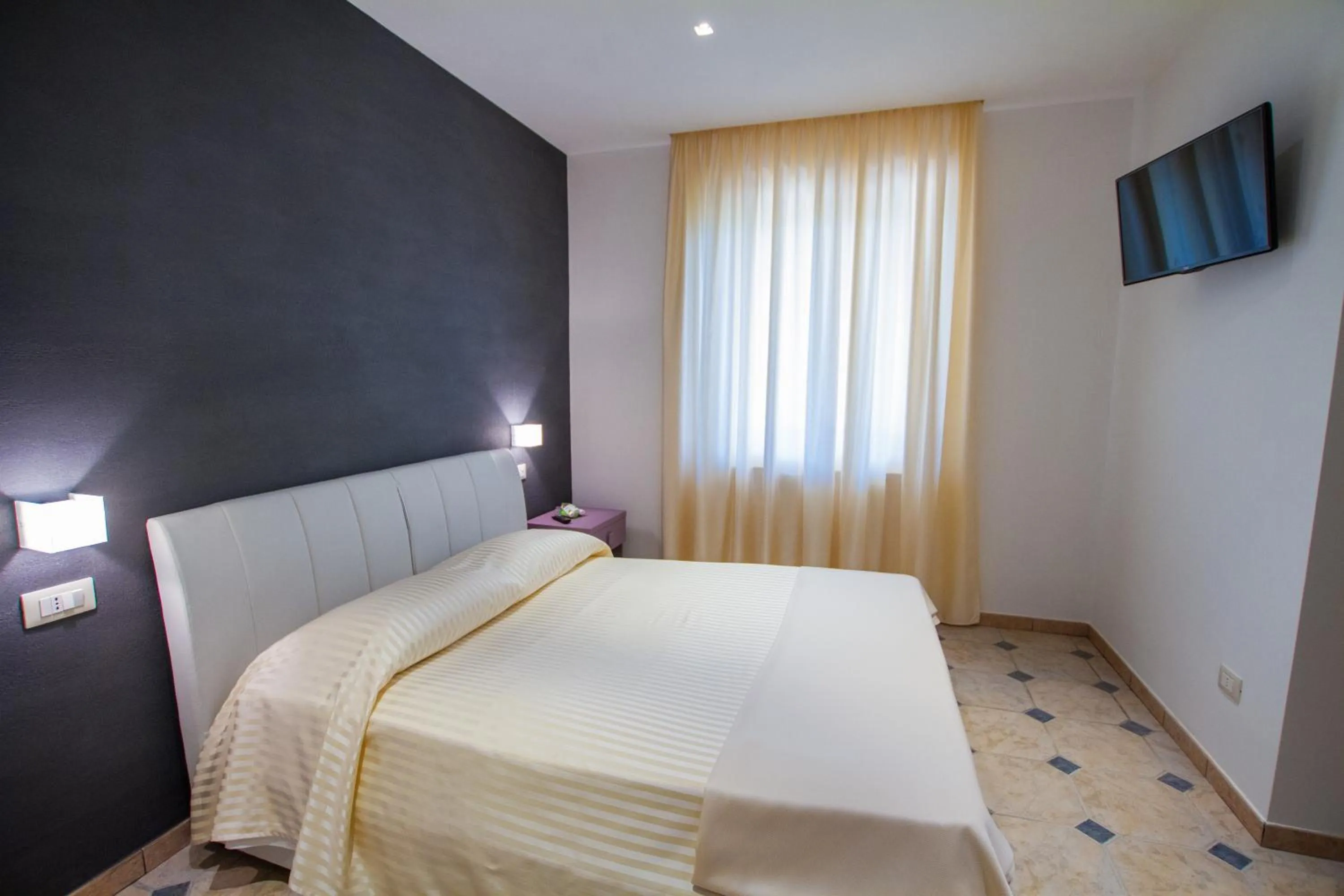 Decorative detail, Bed in La Suite del Faro