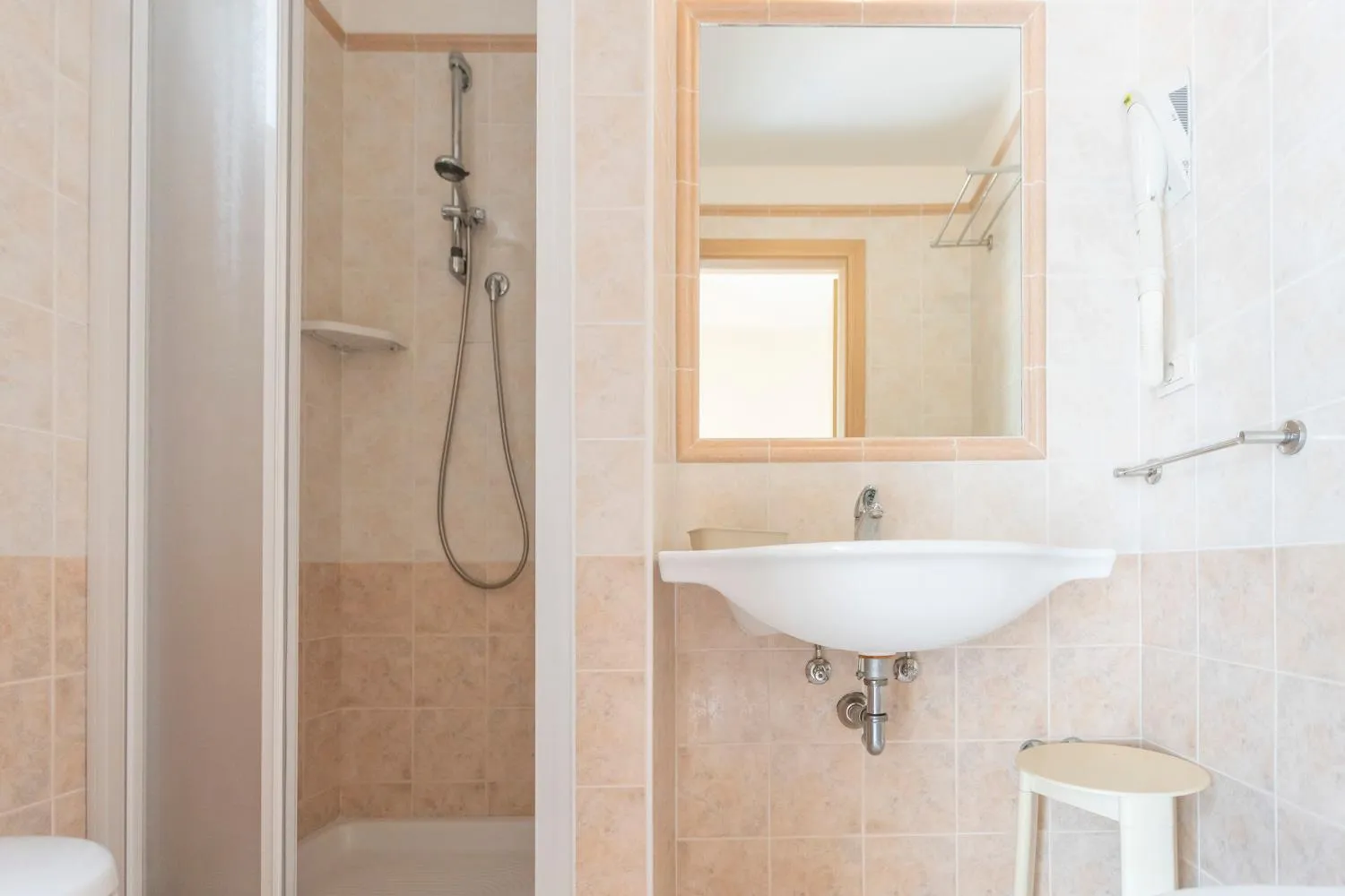 Shower in Hotel Cormoran Riccione